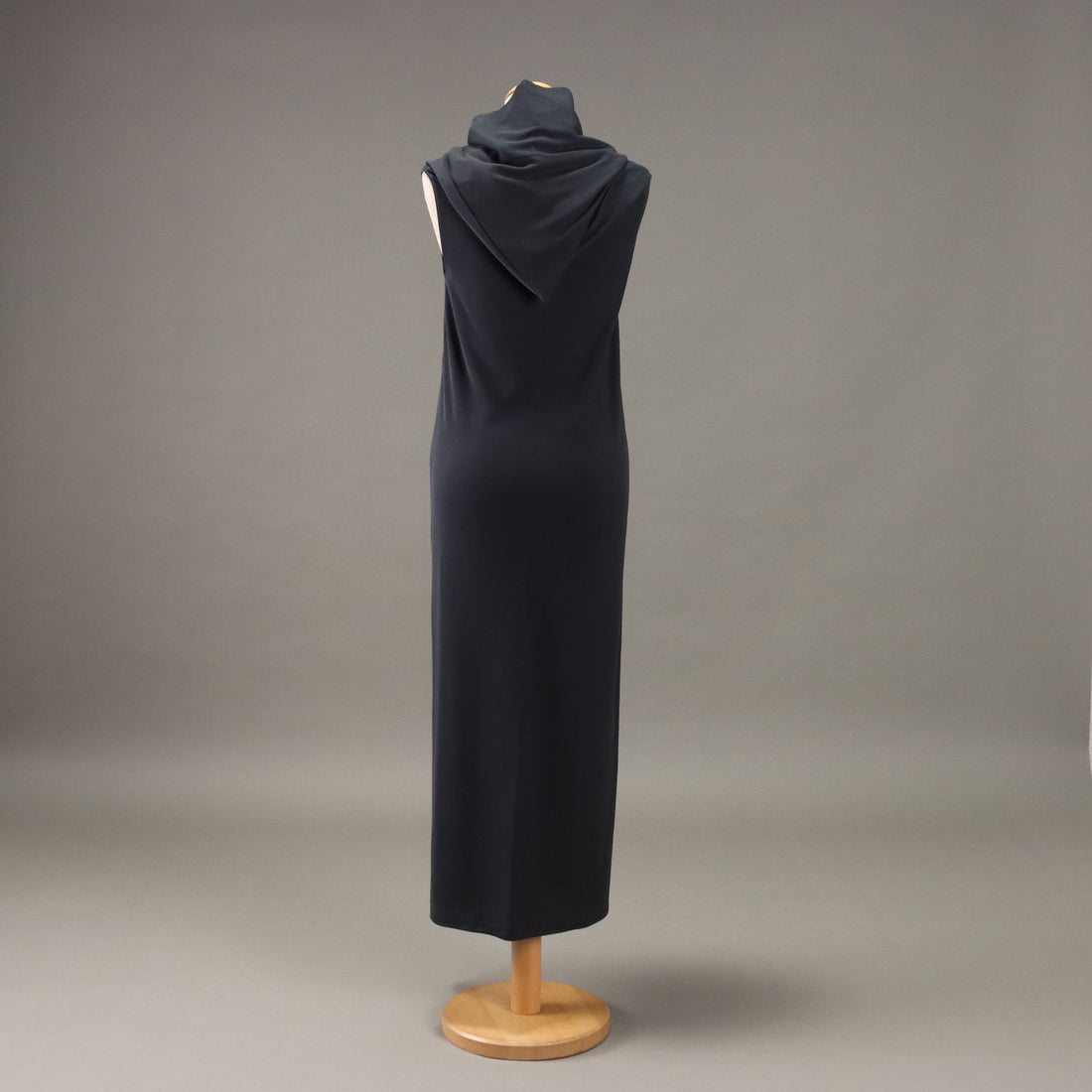  | Clothing & House Linens  Second hand