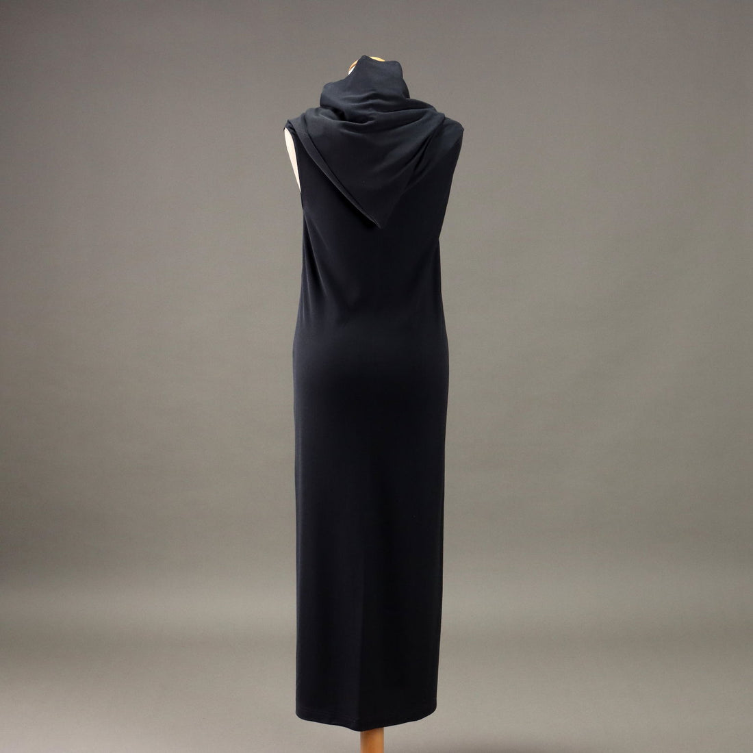  | Clothing & House Linens  Second hand