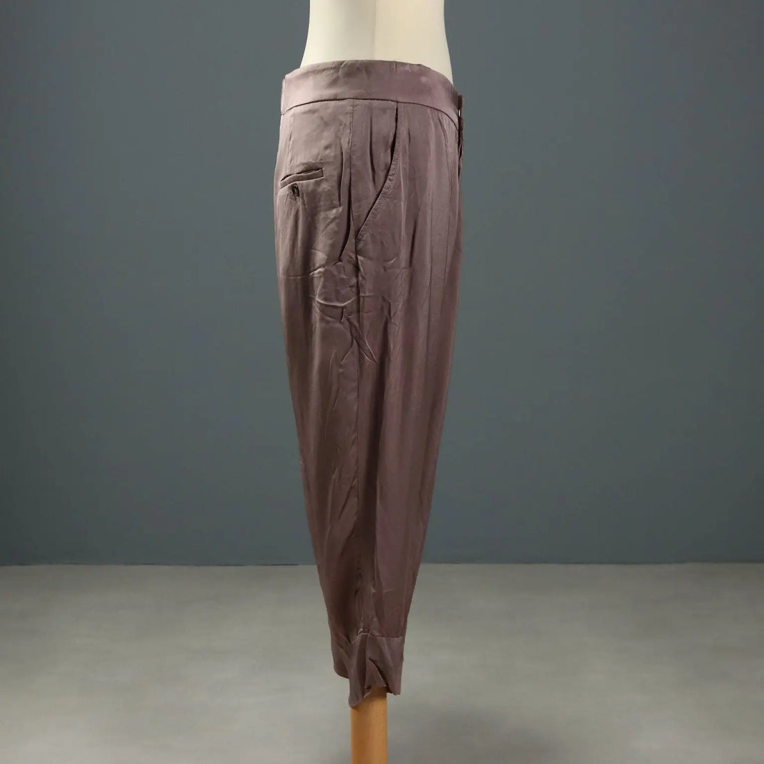 Marni Capri Trousers Second Hand Rayon Fiber Size 12 Italy - UK Size 12 | Clothing & House Linens | Second hand