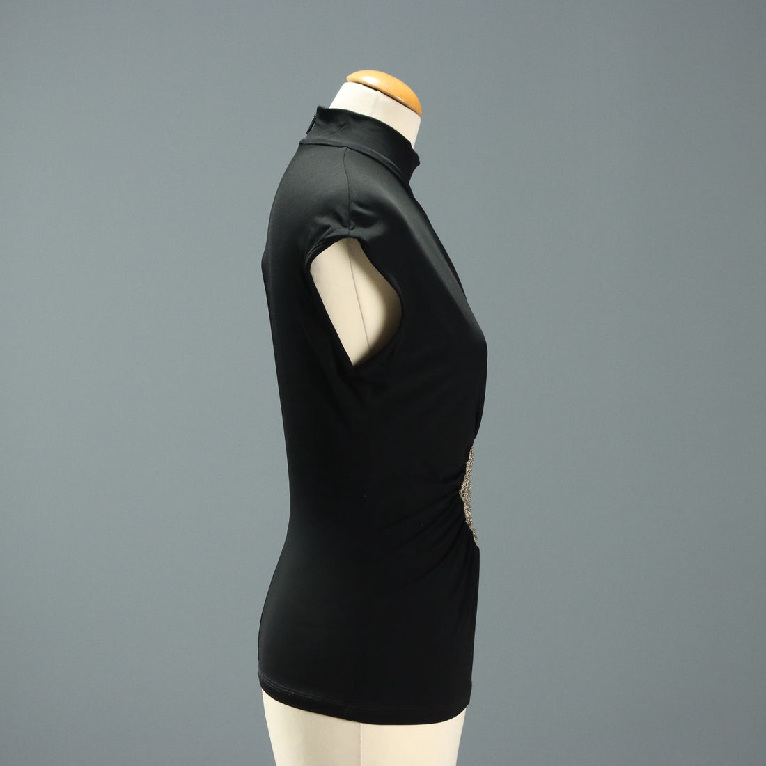  | Clothing & House Linens  Second hand