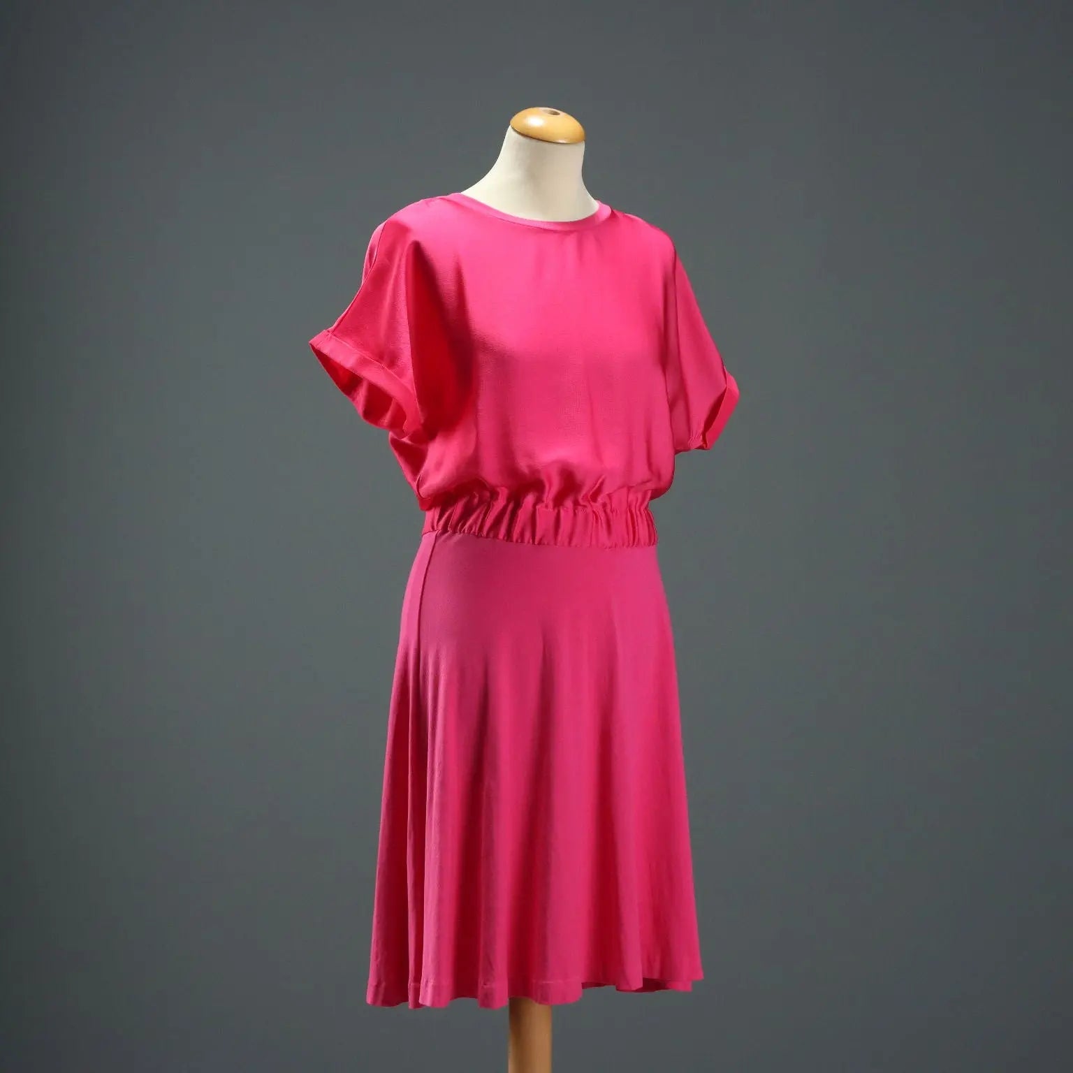 Hugo Boss Midi Dress Second Hand UK Size 12 Fabric Germany - UK Size 12 | Clothing & House Linens | Second hand