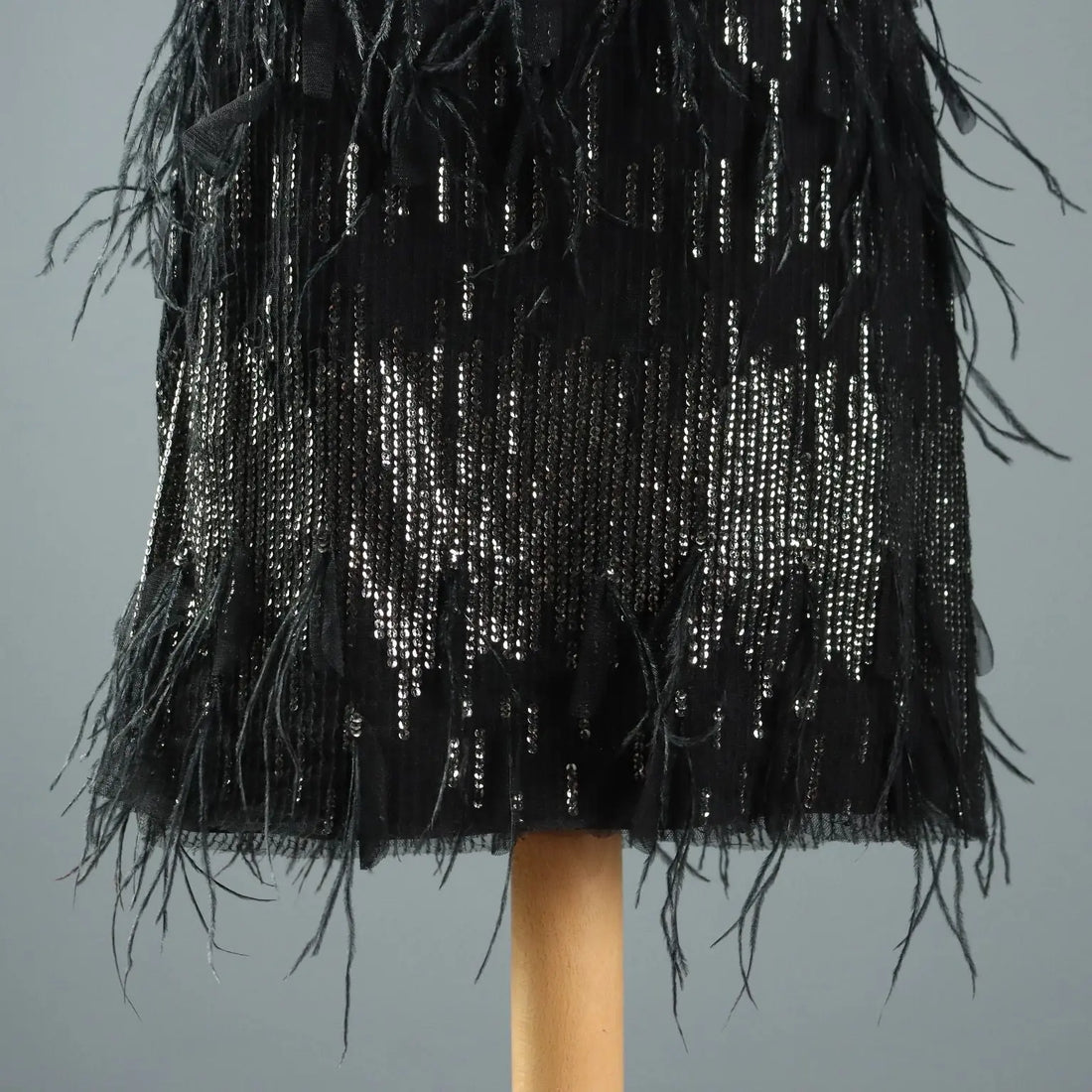 Pinko Dress Paillettes Feathers Zip UK Size 16 Second Hand Italy - UK Size 16 | Clothing & House Linens | Second hand