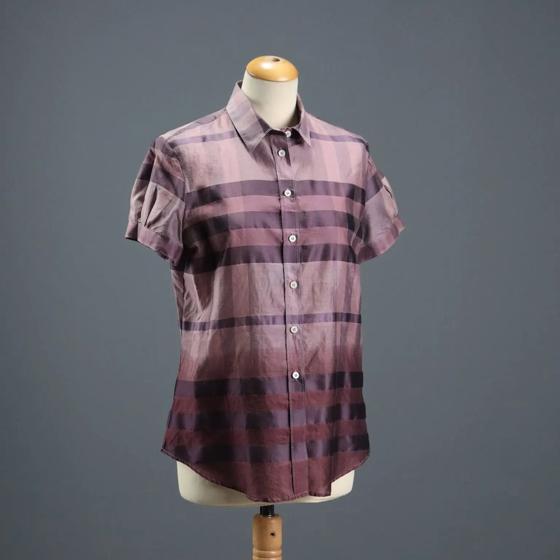 Burberry Shirt Mixed Silk Geometric Second Hand Size 14 - UK Size 14 | Clothing & House Linens | Second hand