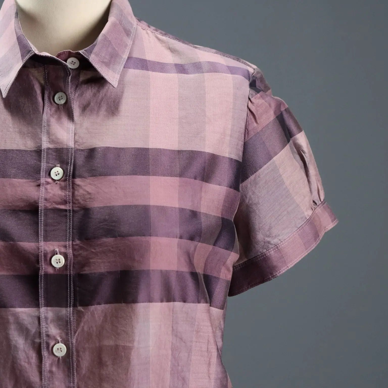 Burberry Shirt Mixed Silk Geometric Second Hand Size 14 - UK Size 14 | Clothing & House Linens | Second hand