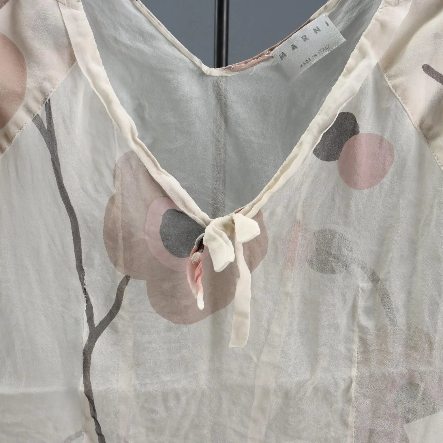 Marni Flowered Top Silk V Neck Second Hand UK Size 14 2000s - UK Size 14 | Clothing & House Linens | Second hand