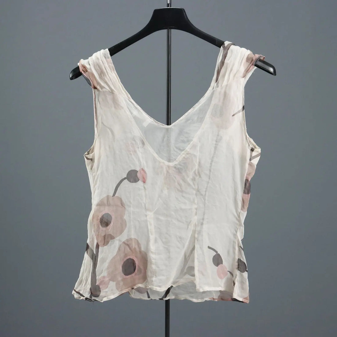 Marni Flowered Top Silk V Neck Second Hand UK Size 14 2000s - UK Size 14 | Clothing & House Linens | Second hand