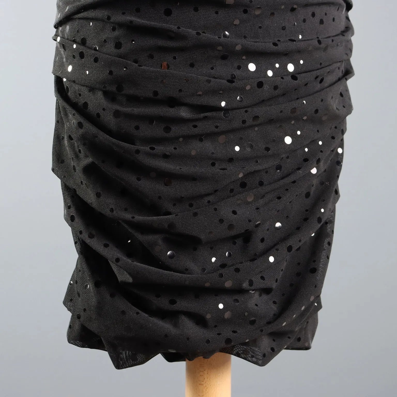 Dolce & Gabbana Dress Black Silk Second Hand UK Size 14 - UK Size 14 | Clothing & House Linens | Second hand