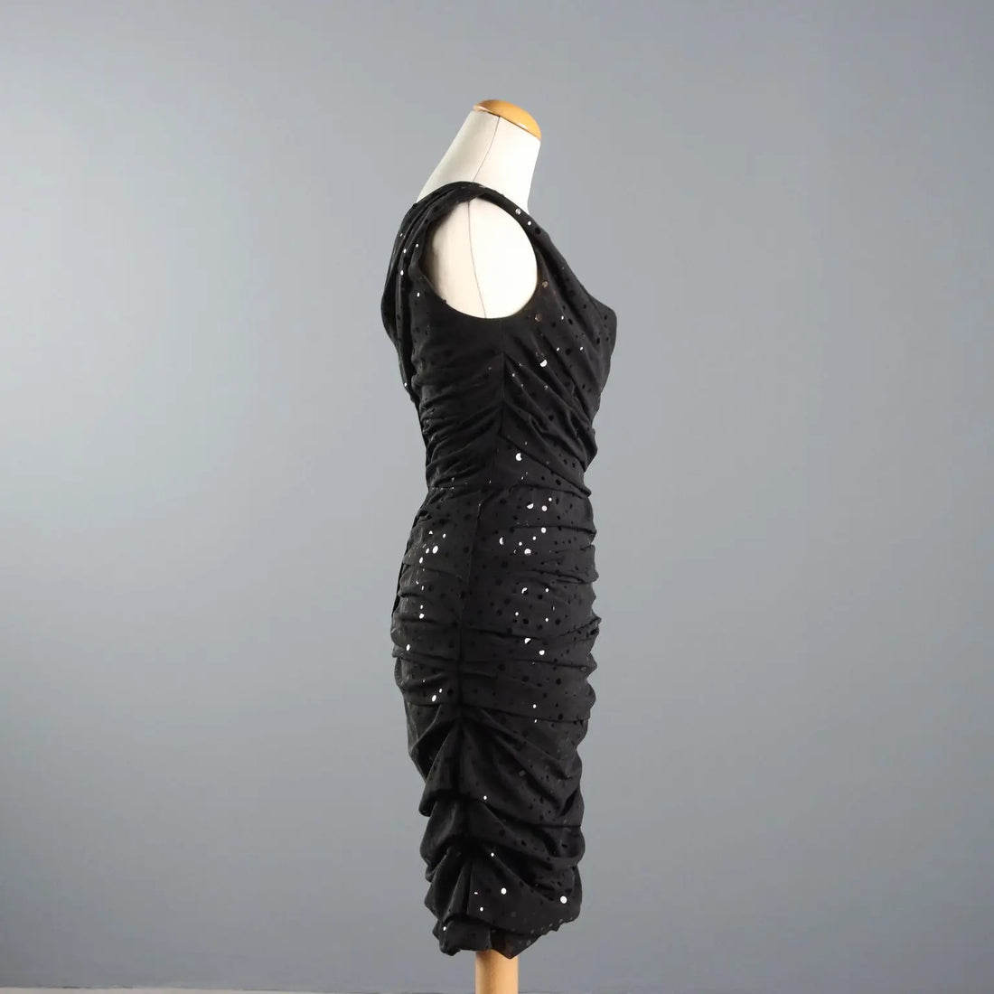 Dolce & Gabbana Dress Black Silk Second Hand UK Size 14 - UK Size 14 | Clothing & House Linens | Second hand