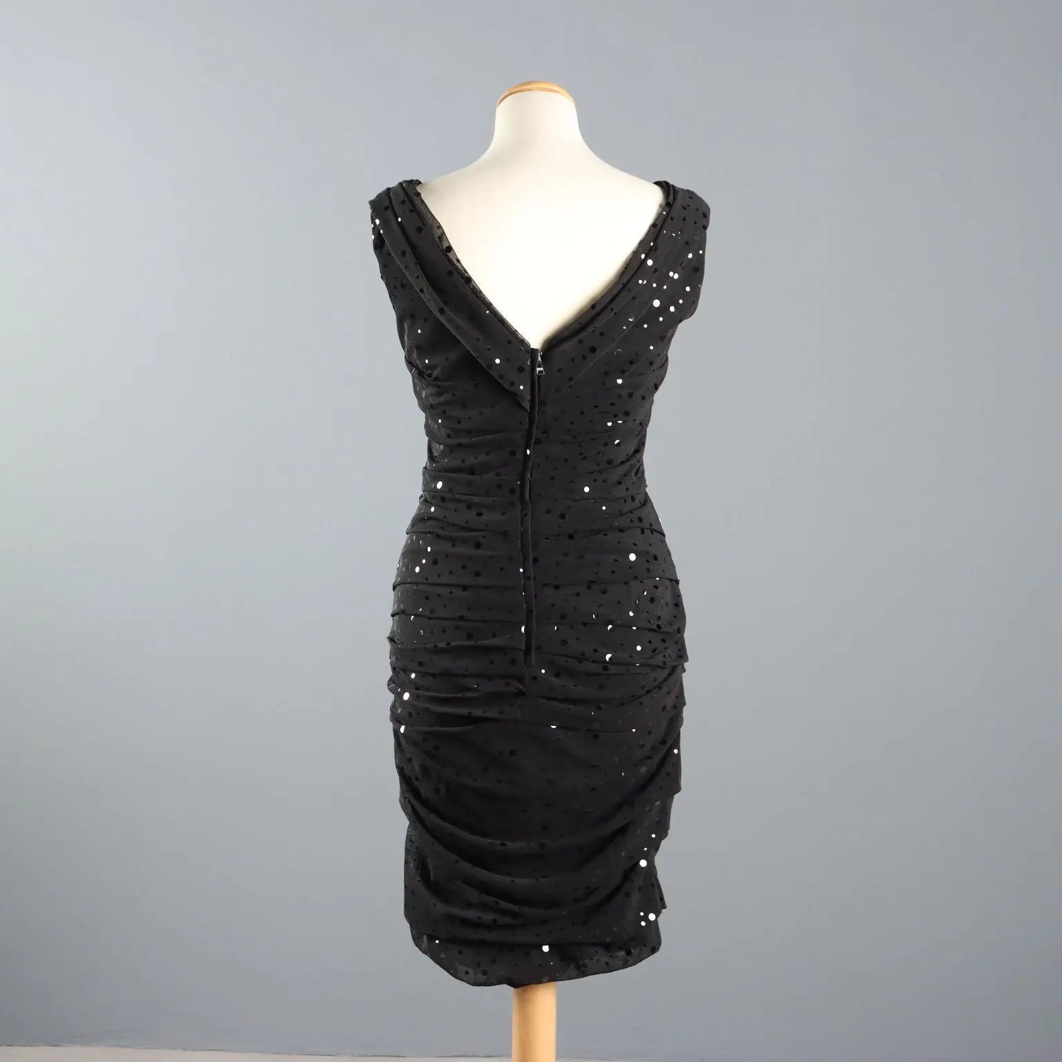 Dolce & Gabbana Dress Black Silk Second Hand UK Size 14 - UK Size 14 | Clothing & House Linens | Second hand