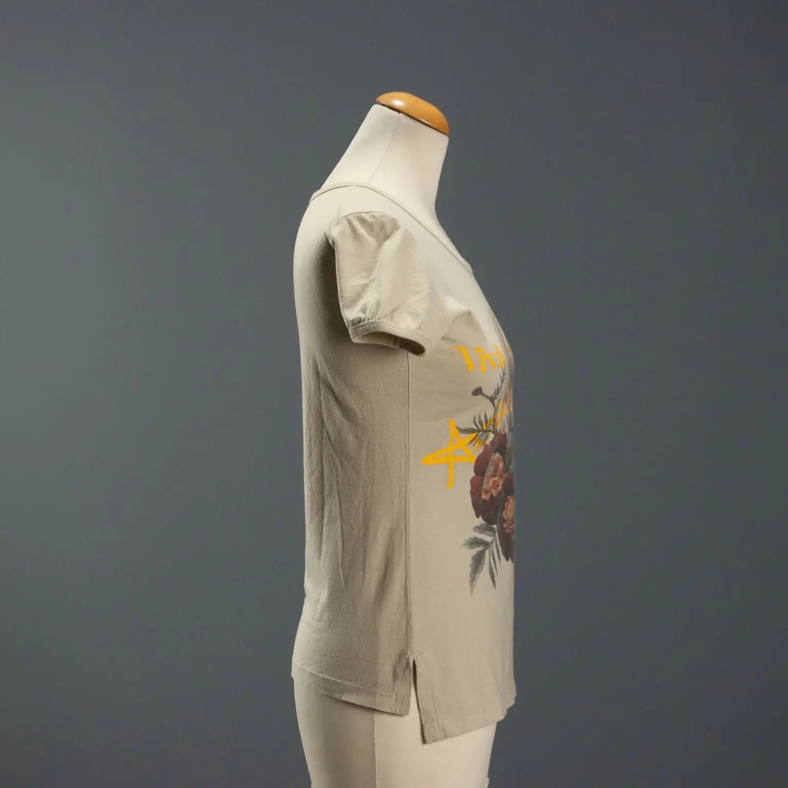 Vivienne Westwood Anglomania T-Shirt UK Size 8 Cotton Pre-Loved - UK Size 8 | Clothing & House Linens | Second hand