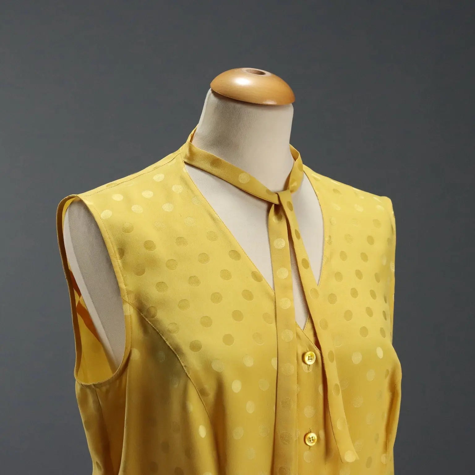 Escada Top Silk Ton sur Ton UK Size 12/14 Second Hand
