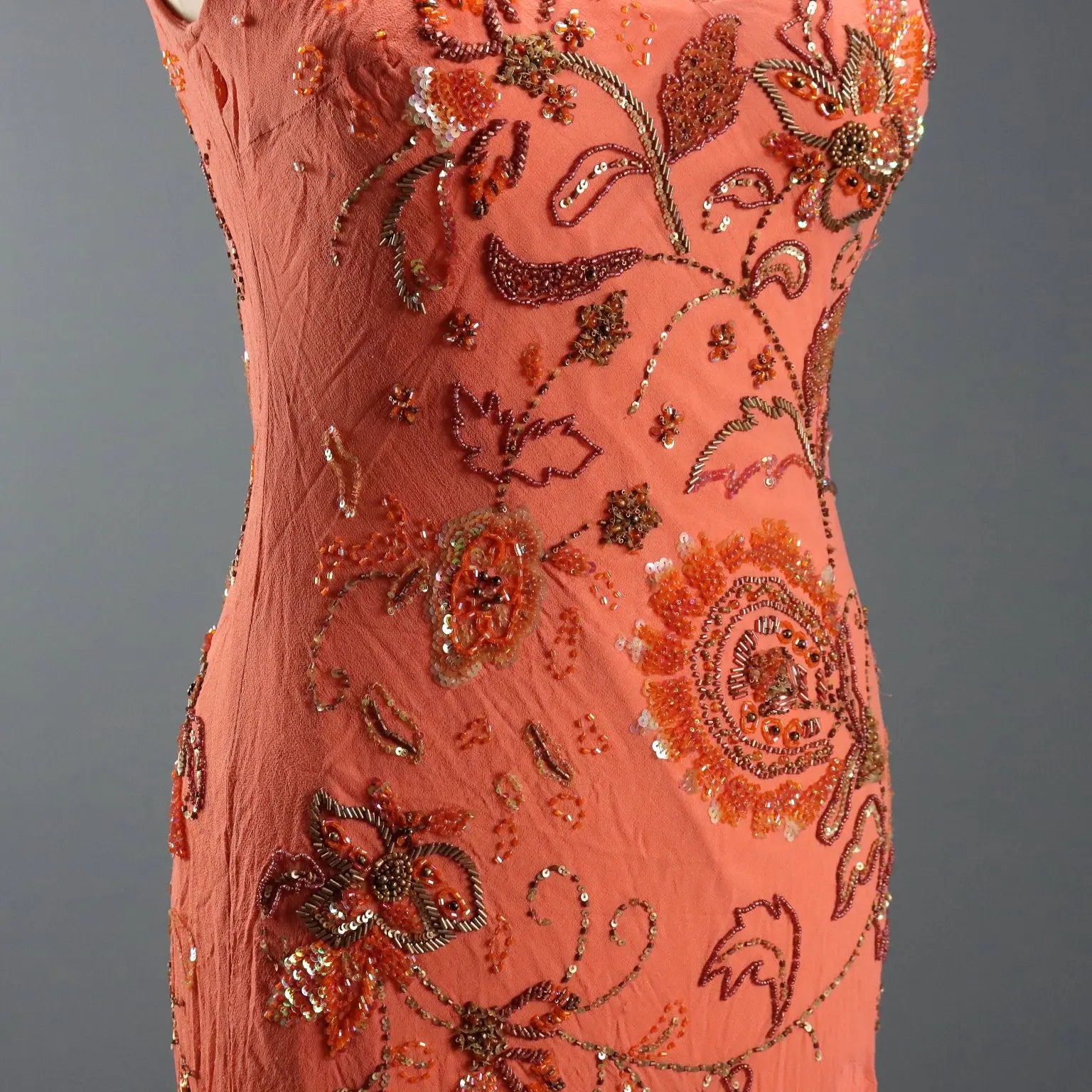 Sue Wong Embroidered Silk Dress V-Shaped Neck Size 12 USA