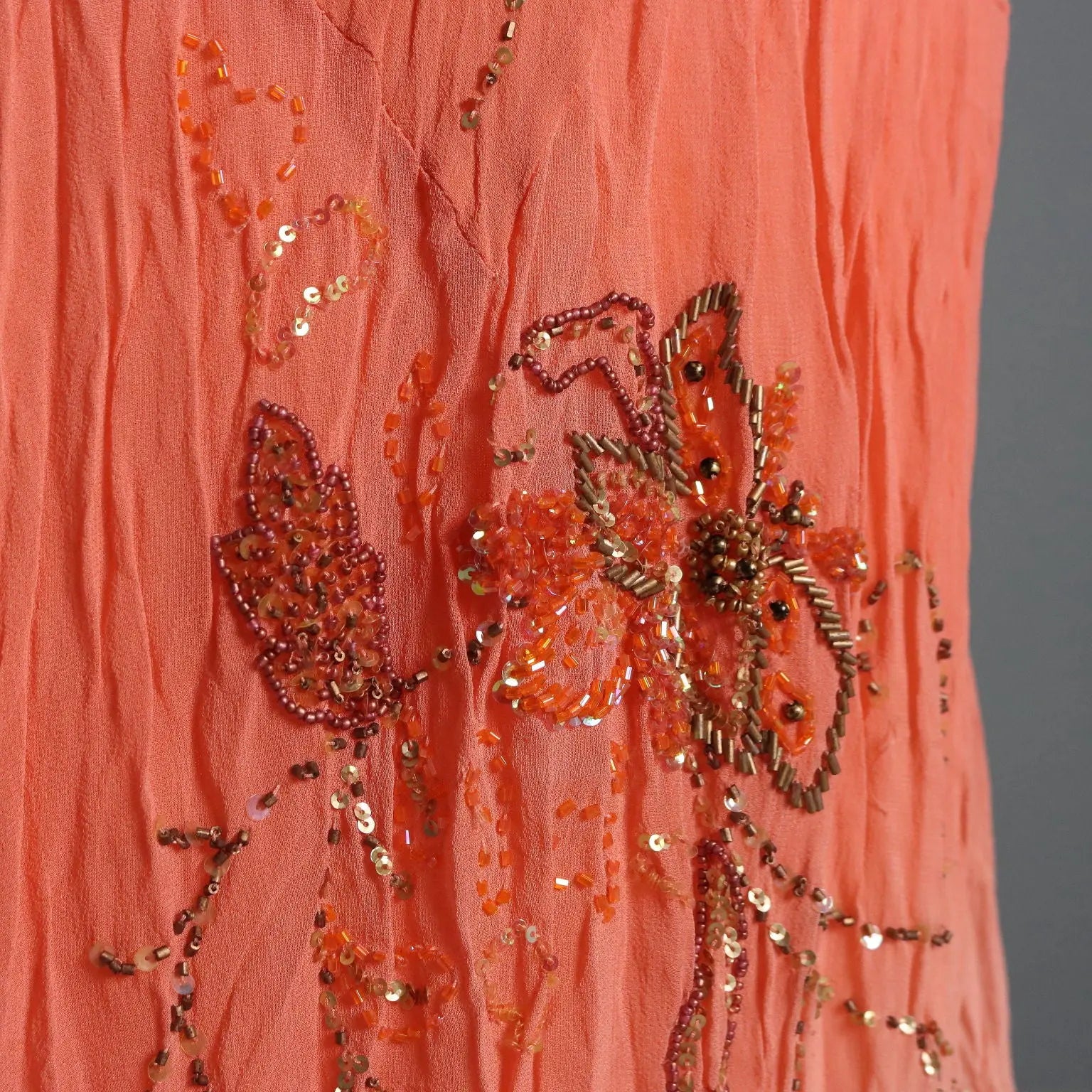 Sue Wong Embroidered Silk Dress V-Shaped Neck Size 12 USA