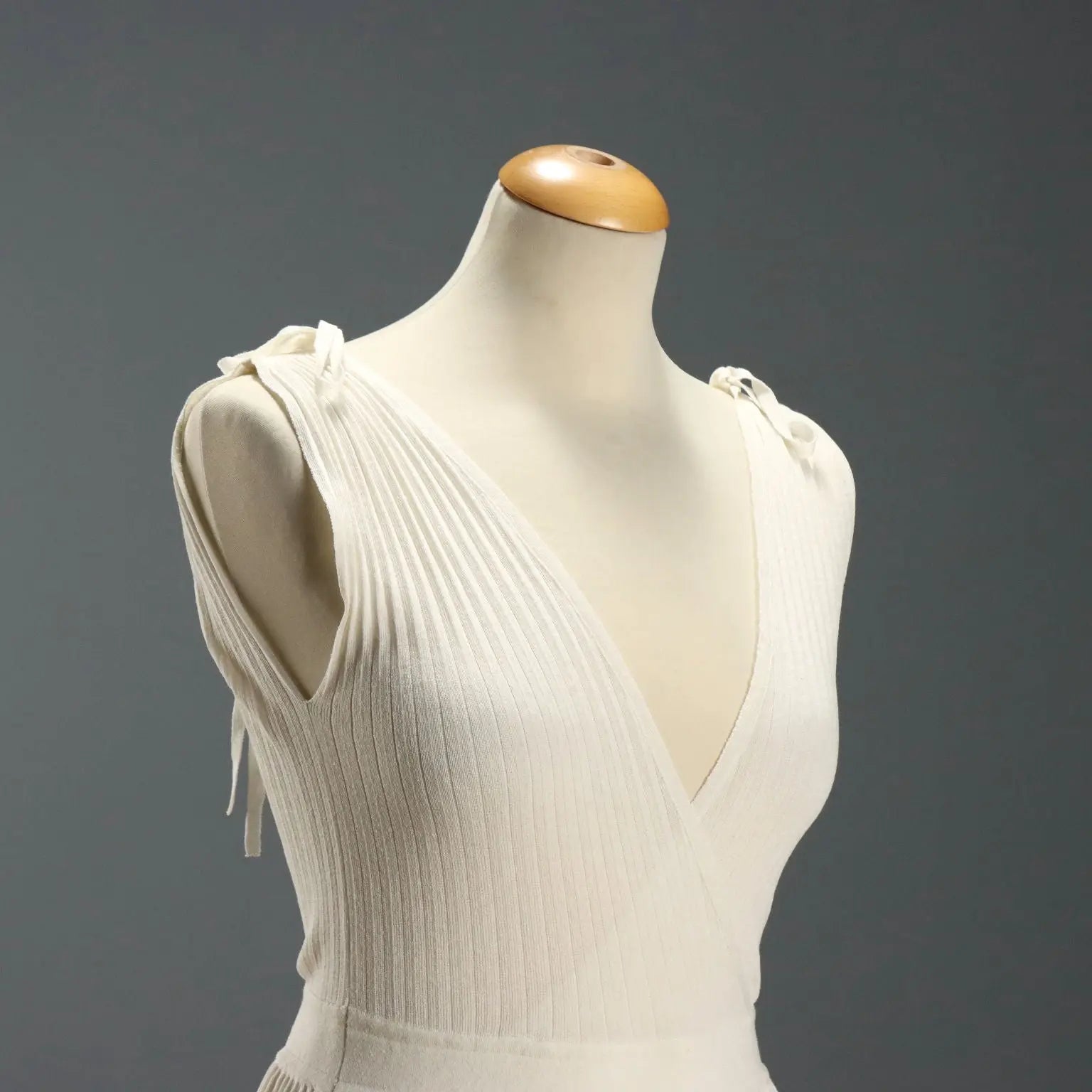 Valentino Cream White Midi Pleated Dress UK Size 12 Second Hand