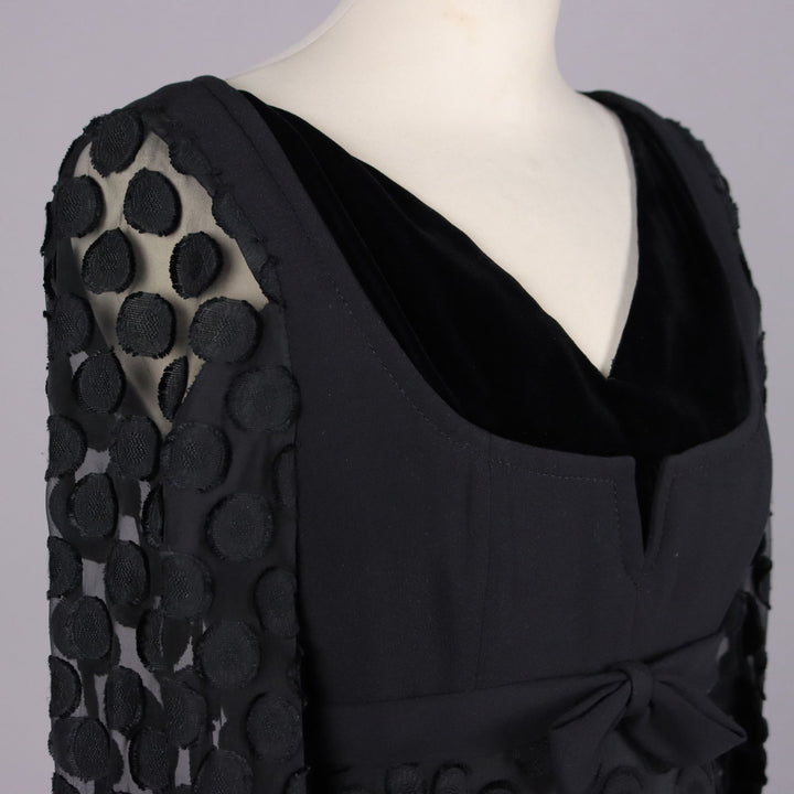  | Clothing & House Linens  Second hand