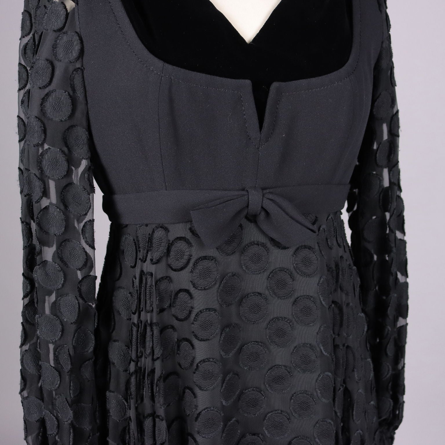  | Clothing & House Linens  Second hand