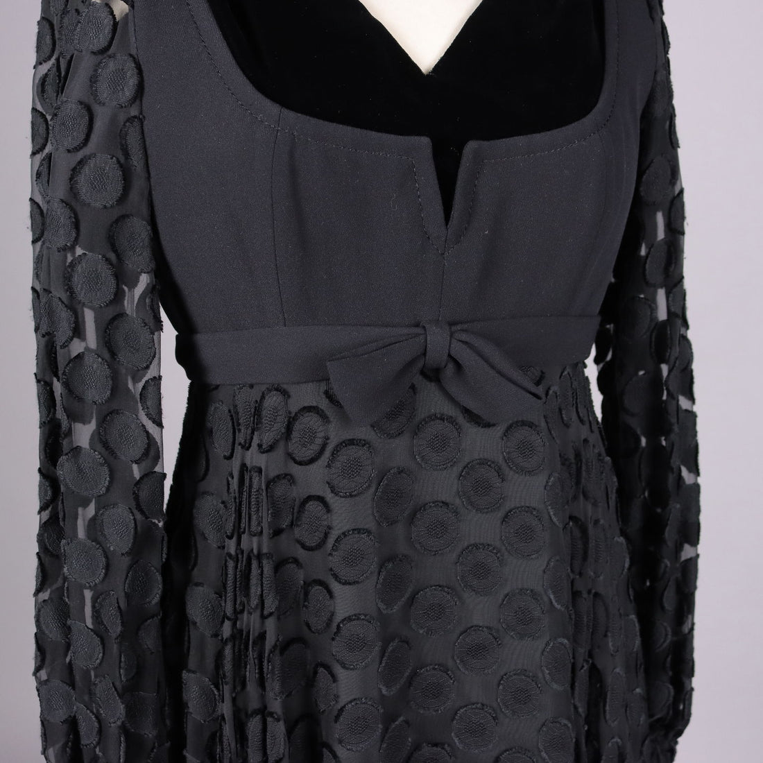  | Clothing & House Linens  Second hand