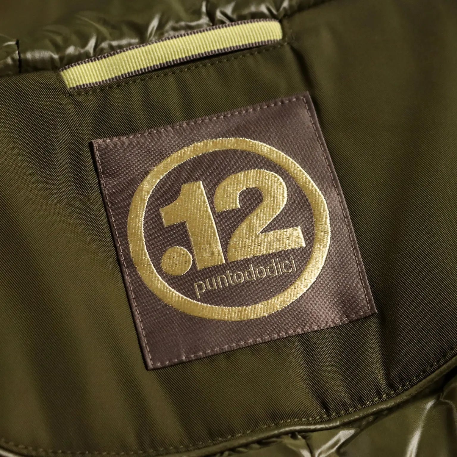 Puntododici Down Jacket Second Hand UK Size 12 Italy - UK Size 12 | Clothing & House Linens | Second hand