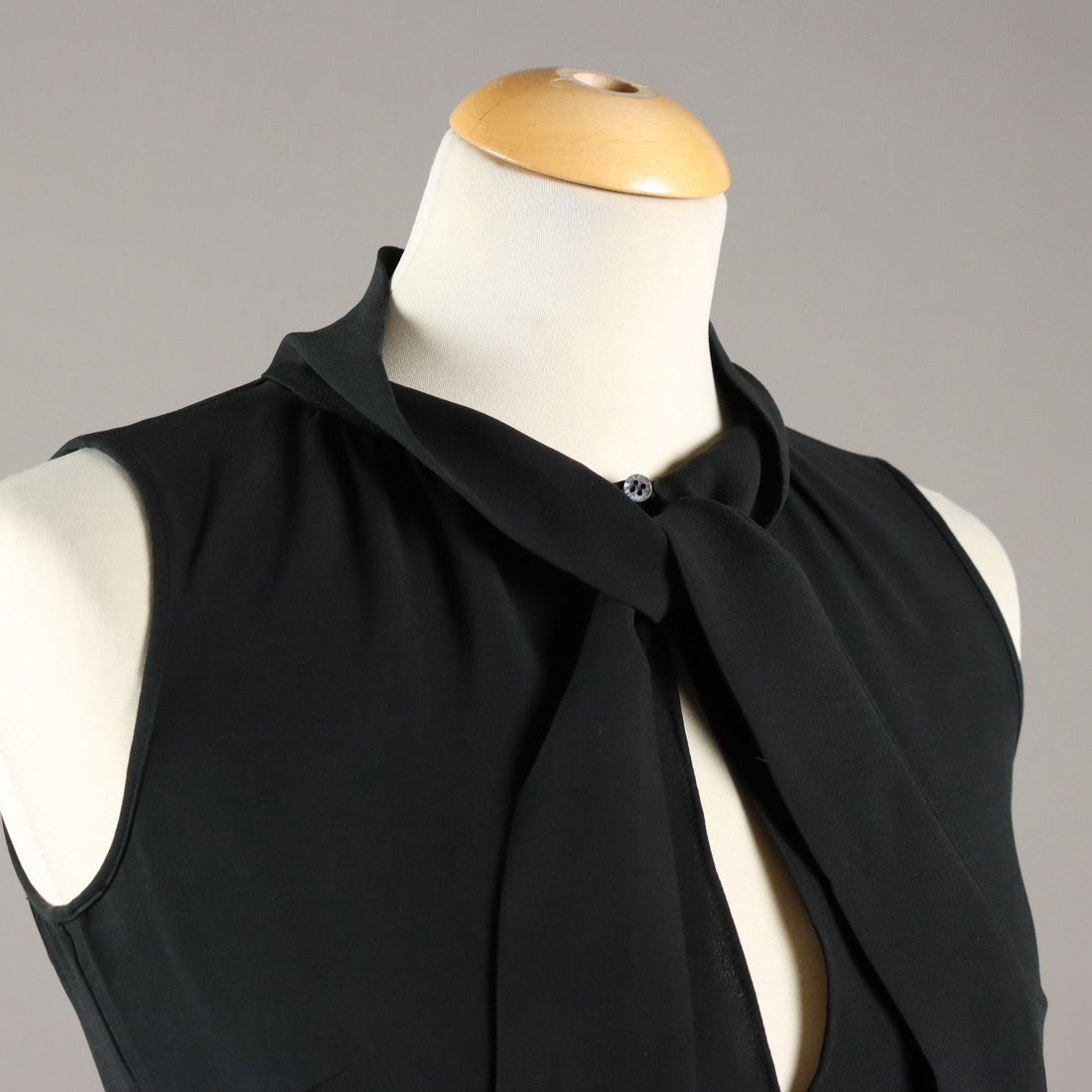 Red Valentino Top Second Hand Silk UK Size 12 Italy