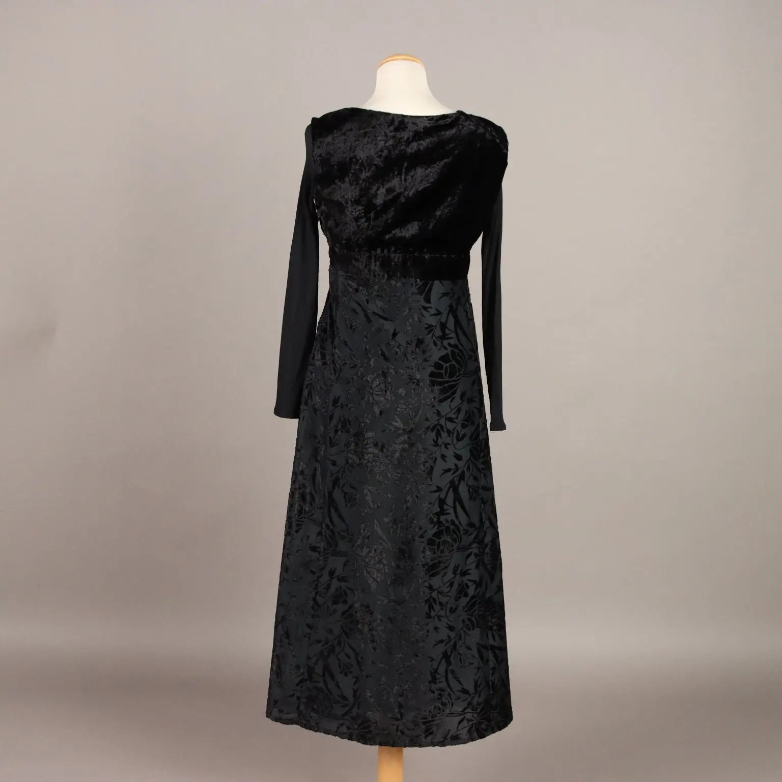 Lawrence Steele Dress Second Hand UK Size 14 Polyester USA - UK Size 14 | Clothing & House Linens | Second hand