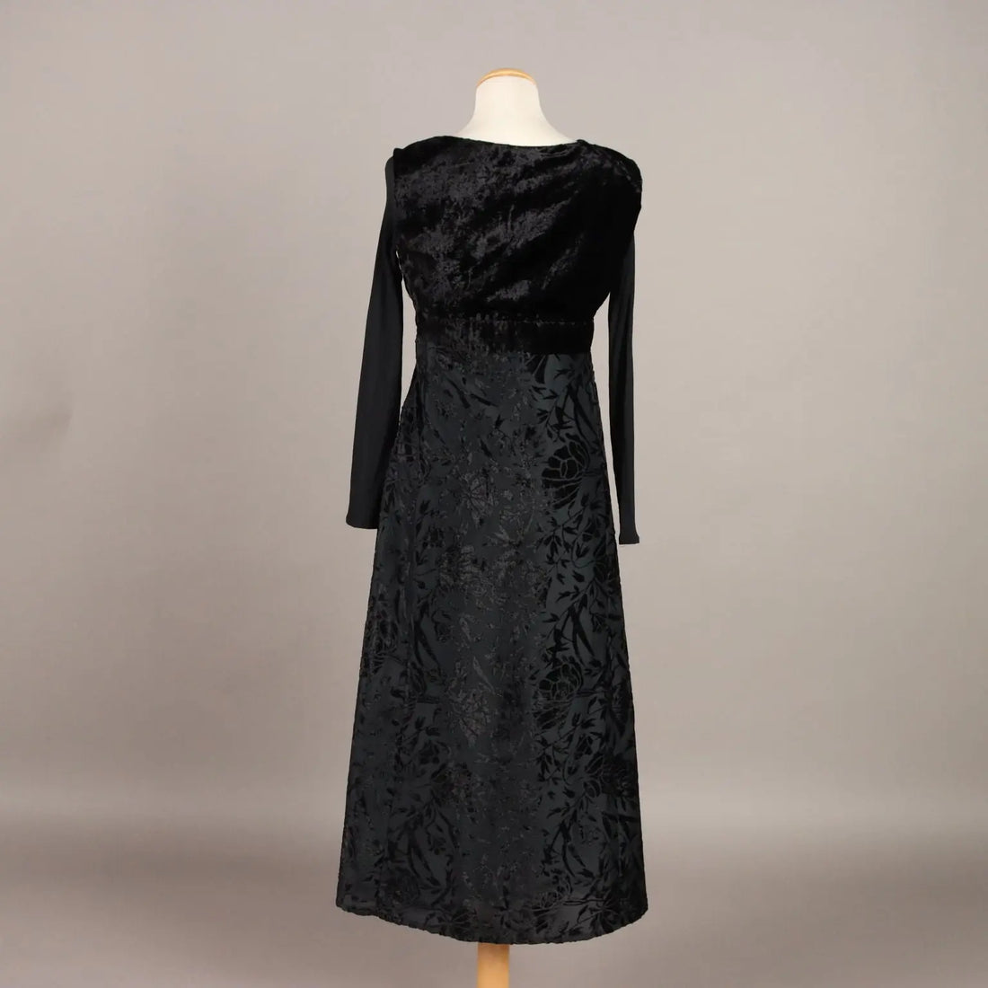 Lawrence Steele Dress Second Hand UK Size 14 Polyester USA - UK Size 14 | Clothing & House Linens | Second hand