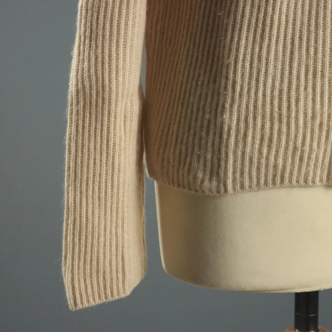 Brunello Cucinelli Sweater Cashmere UK Size 8/10 Second Hand - UK Size 8/10 | Clothing & House Linens | Second hand