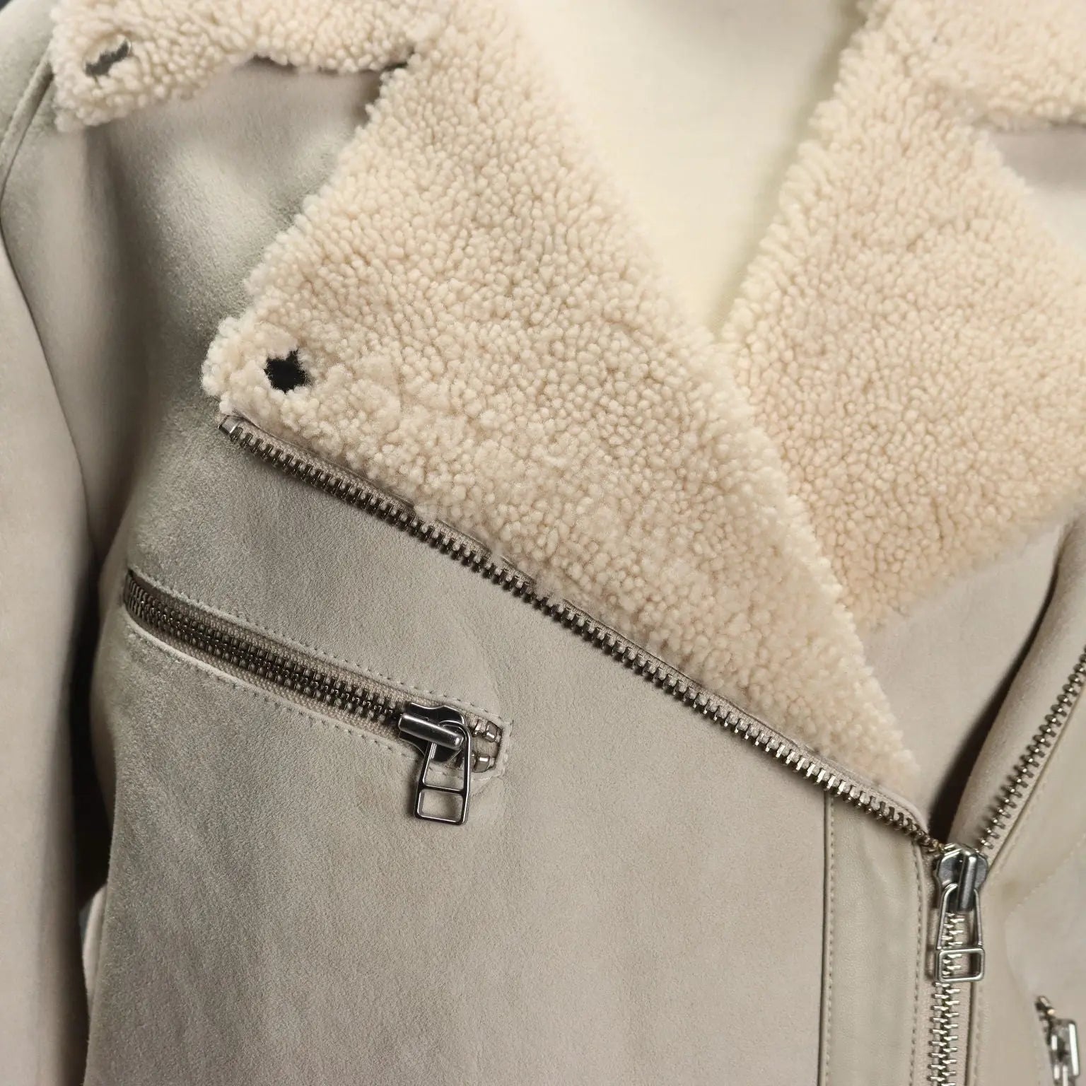 American Retrò Shearling Jacket Leather UK Size 10 Second Hand - UK Size 10 | Clothing & House Linens | Second hand