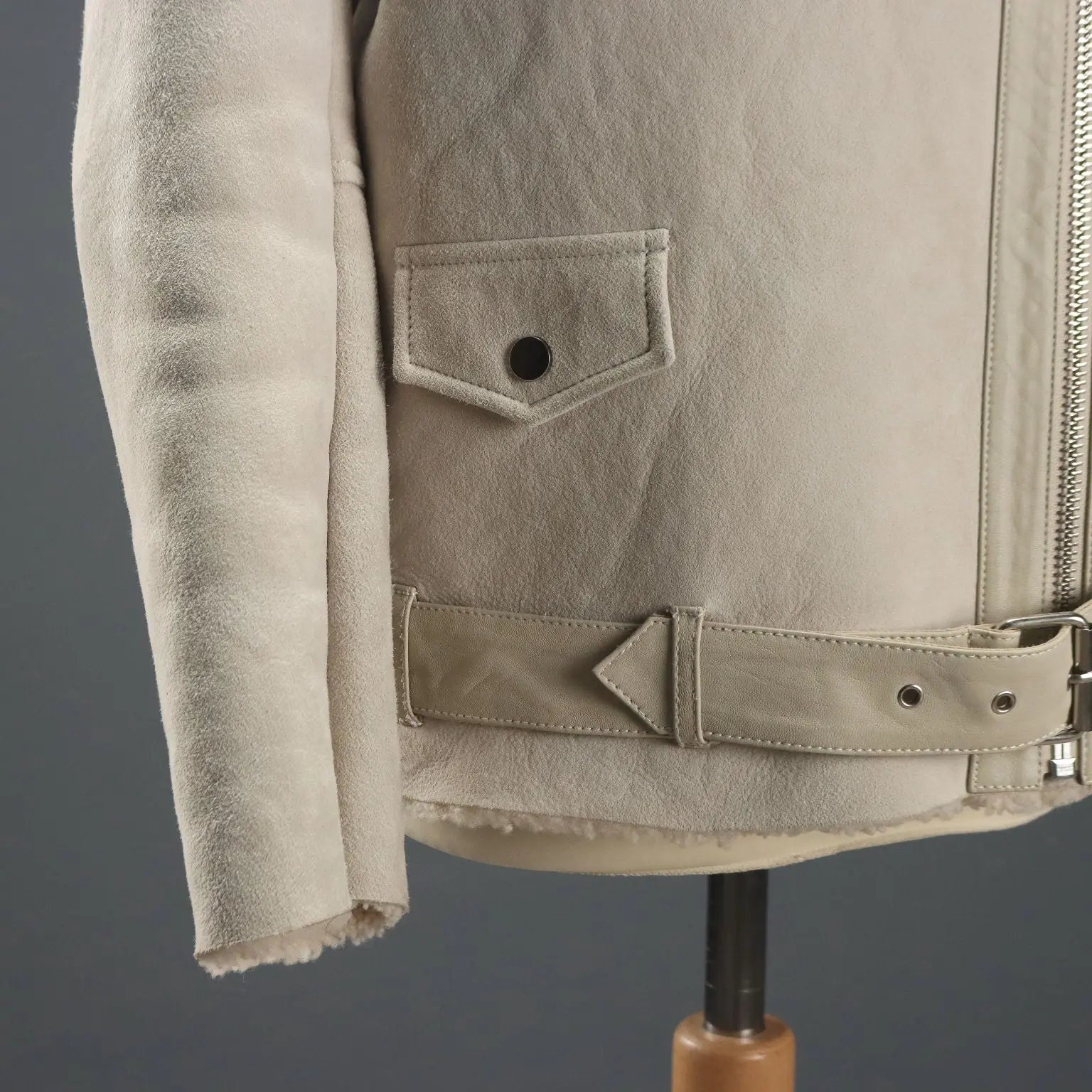 American Retrò Shearling Jacket Leather UK Size 10 Second Hand - UK Size 10 | Clothing & House Linens | Second hand