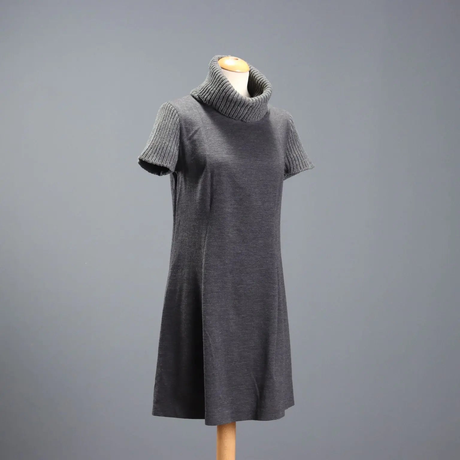 Brunello Cucinelli Midi Dress Cashmere Silk UK Size 14 Italy - UK Size 14 | Clothing & House Linens | Second hand