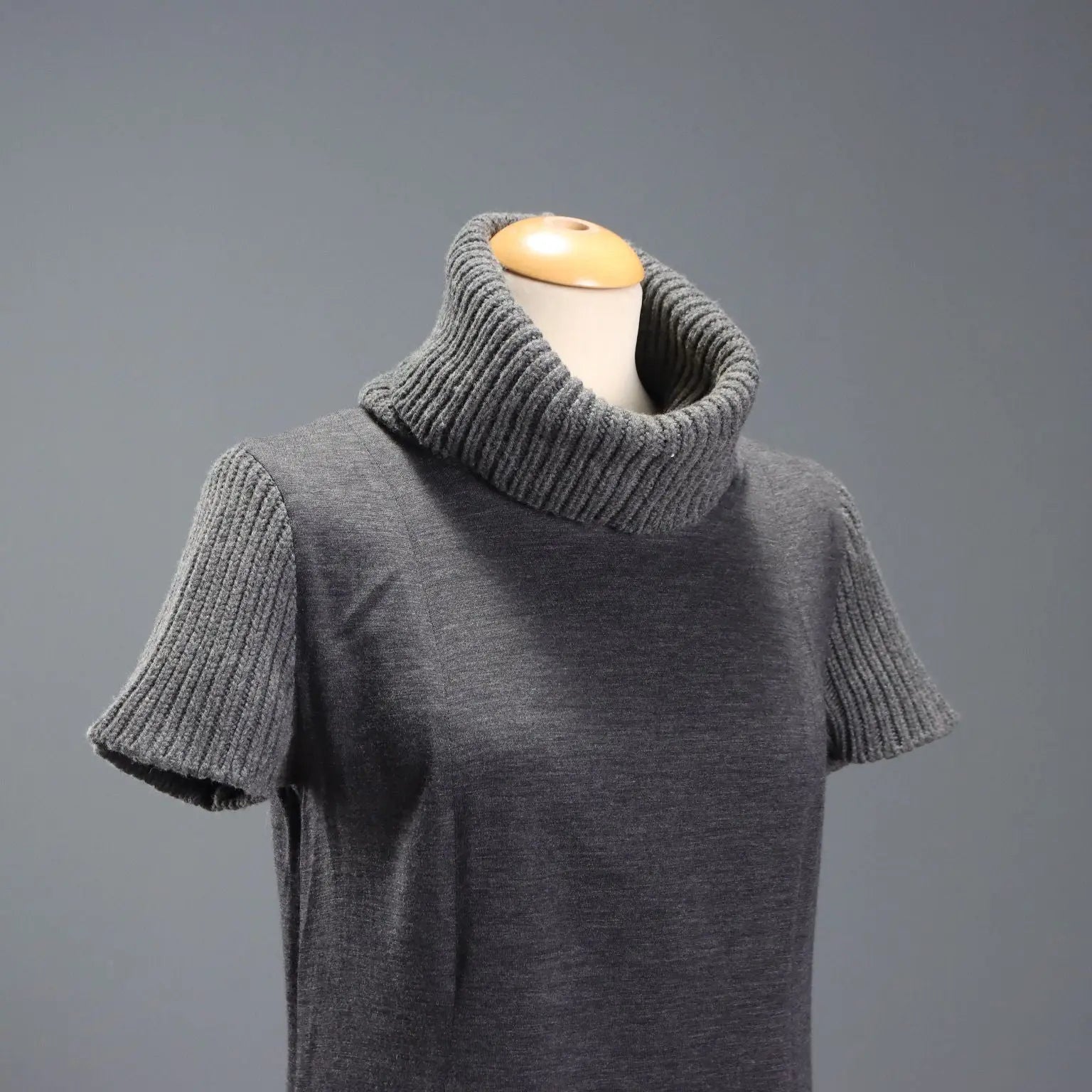 Brunello Cucinelli Midi Dress Cashmere Silk UK Size 14 Italy - UK Size 14 | Clothing & House Linens | Second hand