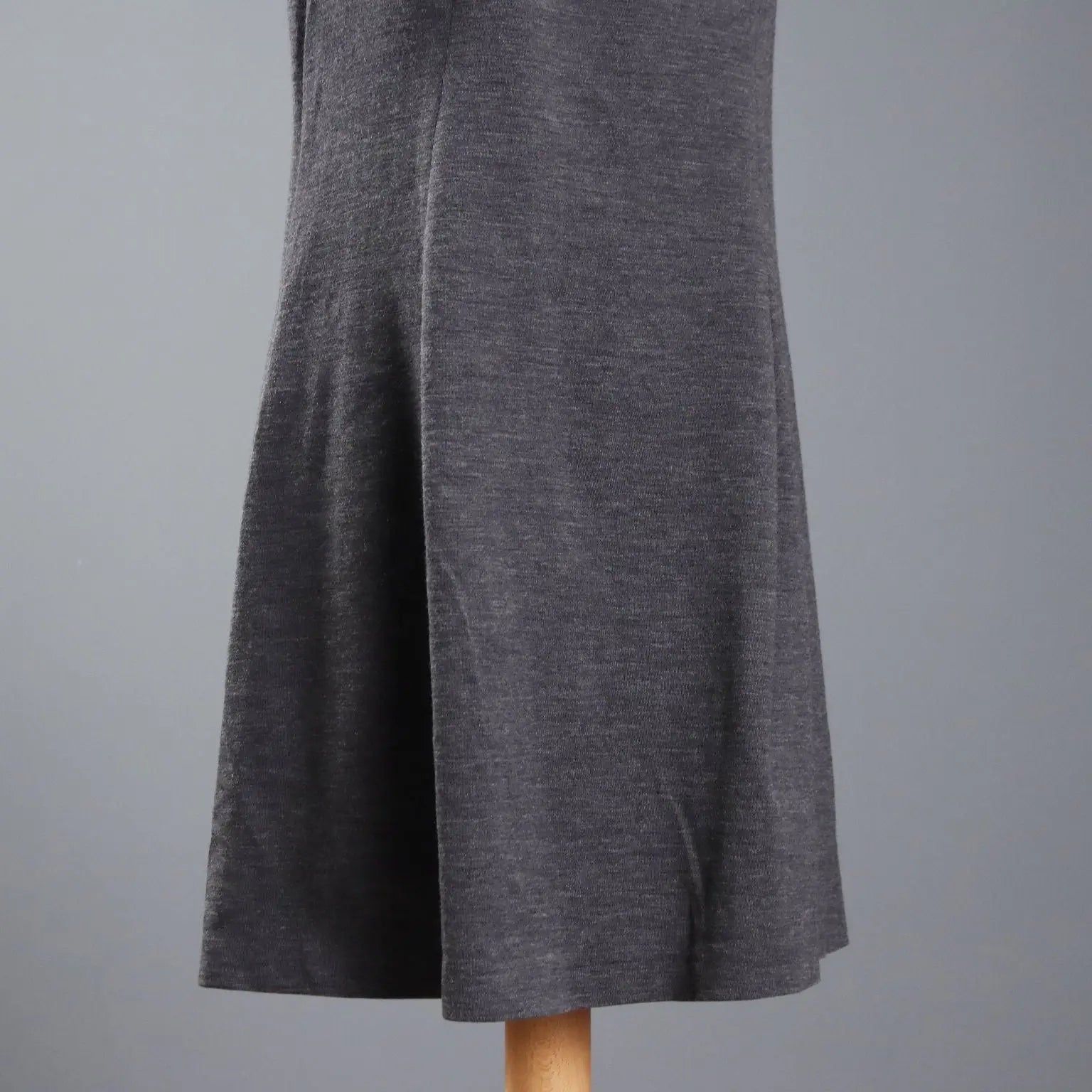 Brunello Cucinelli Midi Dress Cashmere Silk UK Size 14 Italy - UK Size 14 | Clothing & House Linens | Second hand