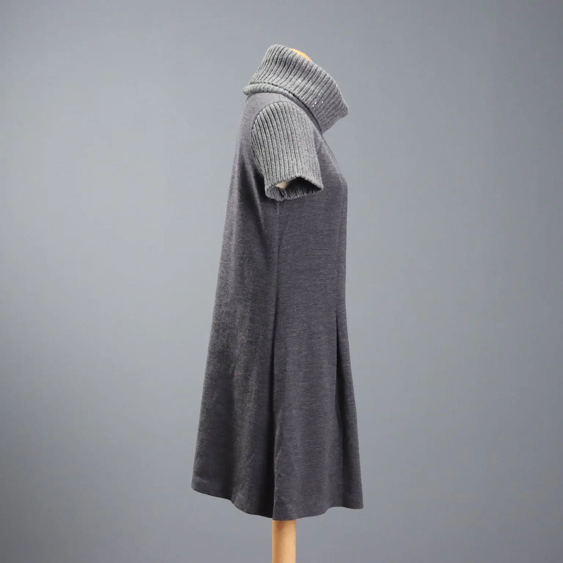 Brunello Cucinelli Midi Dress Cashmere Silk UK Size 14 Italy - UK Size 14 | Clothing & House Linens | Second hand