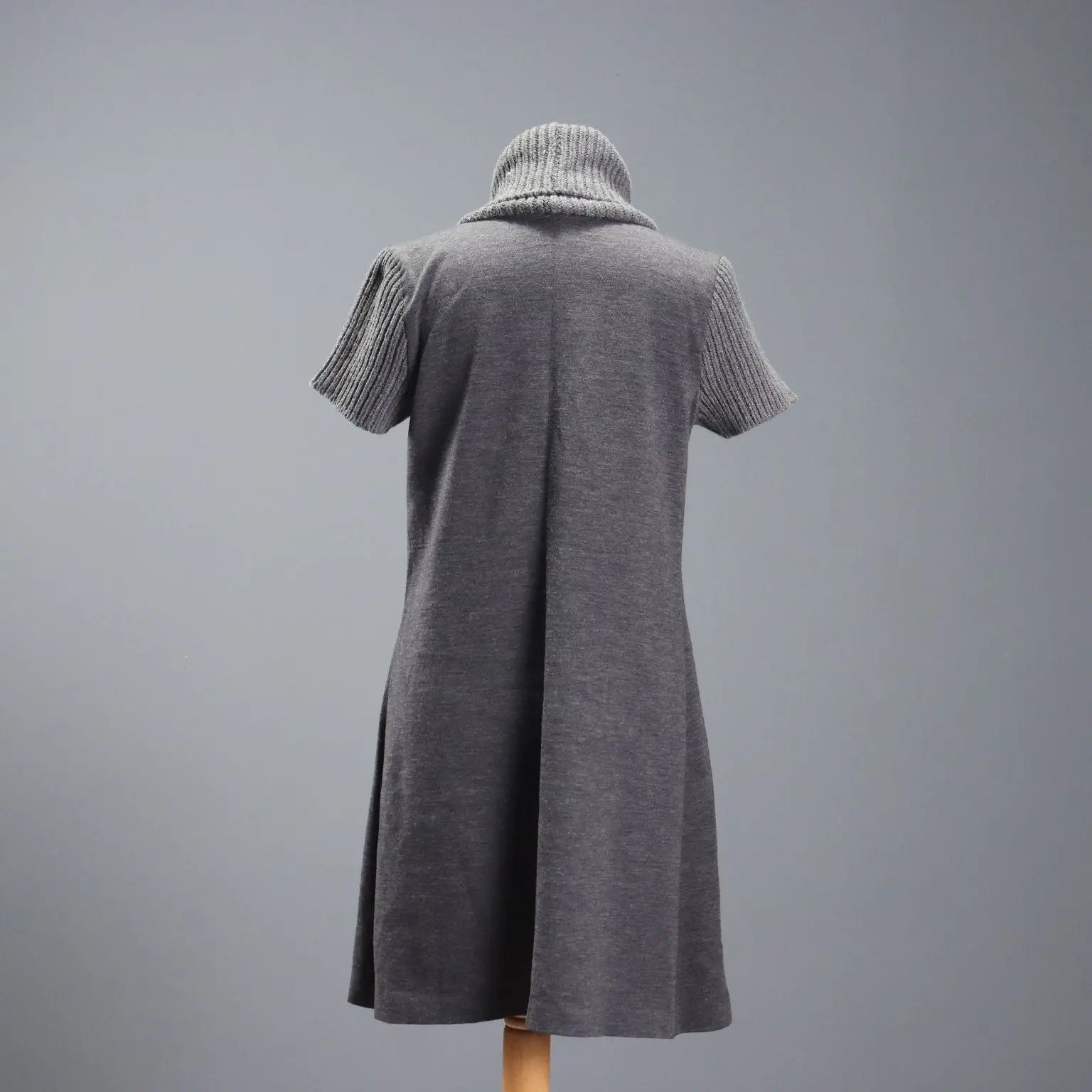 Brunello Cucinelli Midi Dress Cashmere Silk UK Size 14 Italy - UK Size 14 | Clothing & House Linens | Second hand