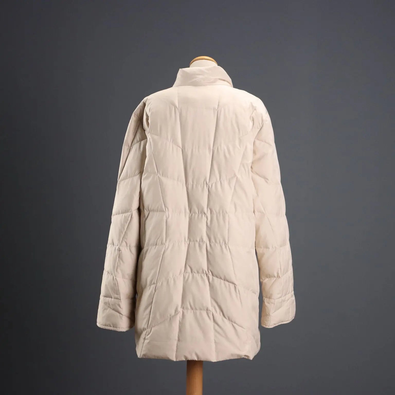Schneiders Down Jacket Polyester Second Hand UK Size 14 Austria - UK Size 14 | Clothing & House Linens | Second hand