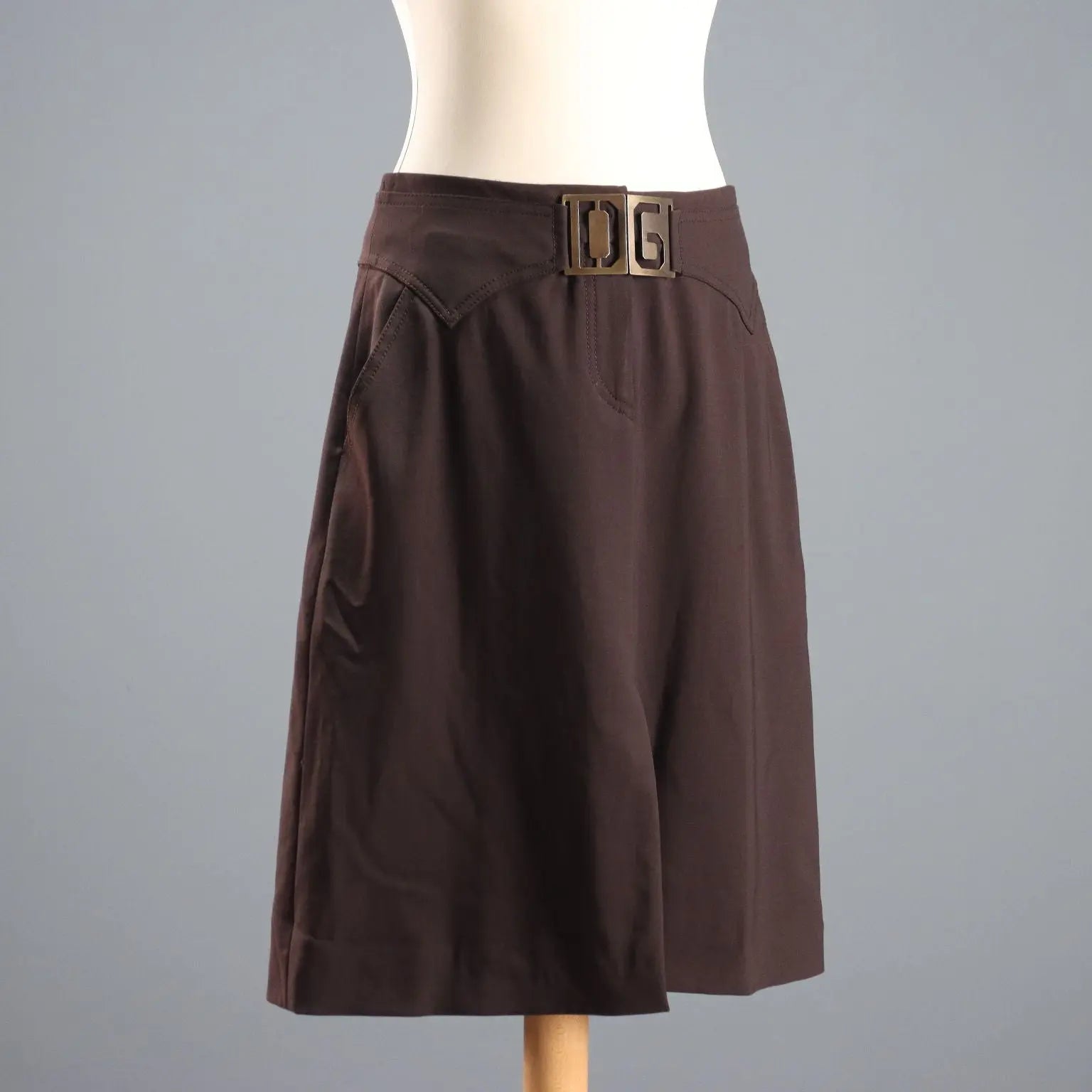 Dolce & Gabbana Wool Midi Skirt UK Size 14 Second Hand Italy - UK Size 14 | Clothing & House Linens | Second hand