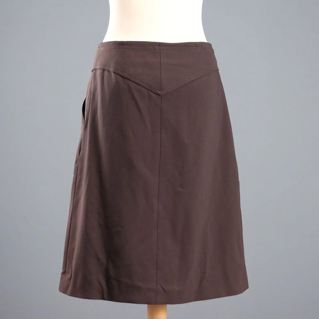 Dolce & Gabbana Wool Midi Skirt UK Size 14 Second Hand Italy - UK Size 14 | Clothing & House Linens | Second hand