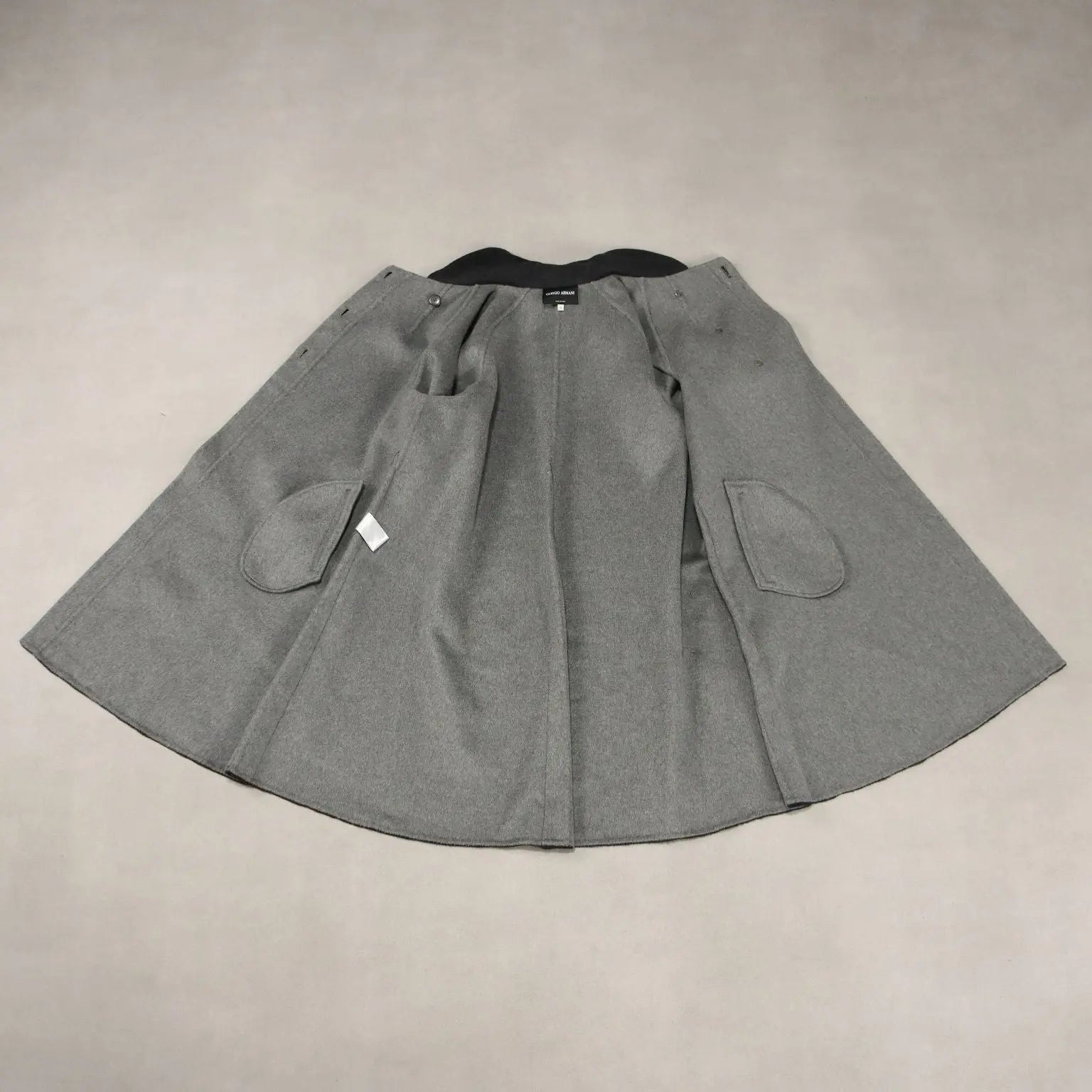 Giorgio Armani Cashmere Coat UK Size 10 Italy Second Hand - UK Size 32 | Clothing & House Linens | Second hand
