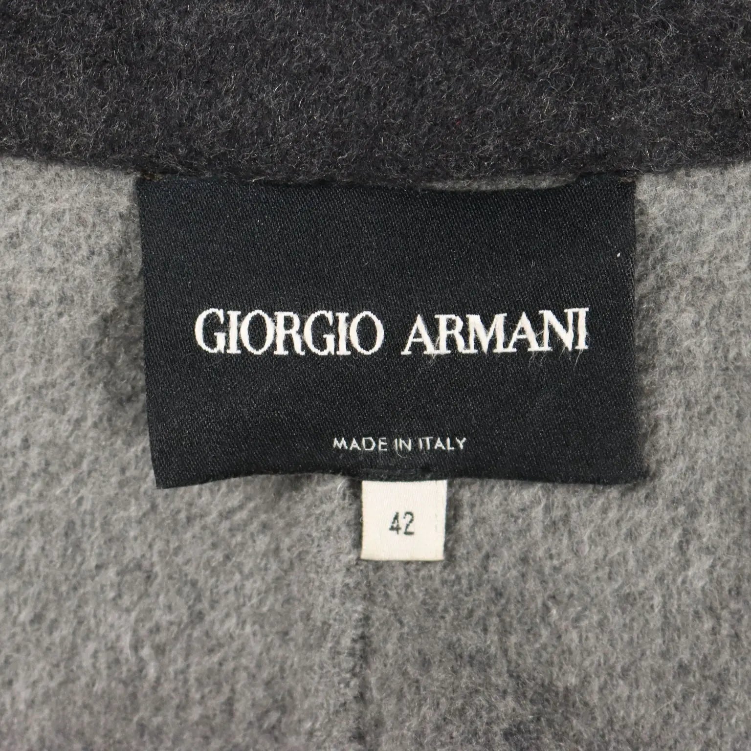 Giorgio Armani Cashmere Coat UK Size 10 Italy Second Hand - UK Size 32 | Clothing & House Linens | Second hand