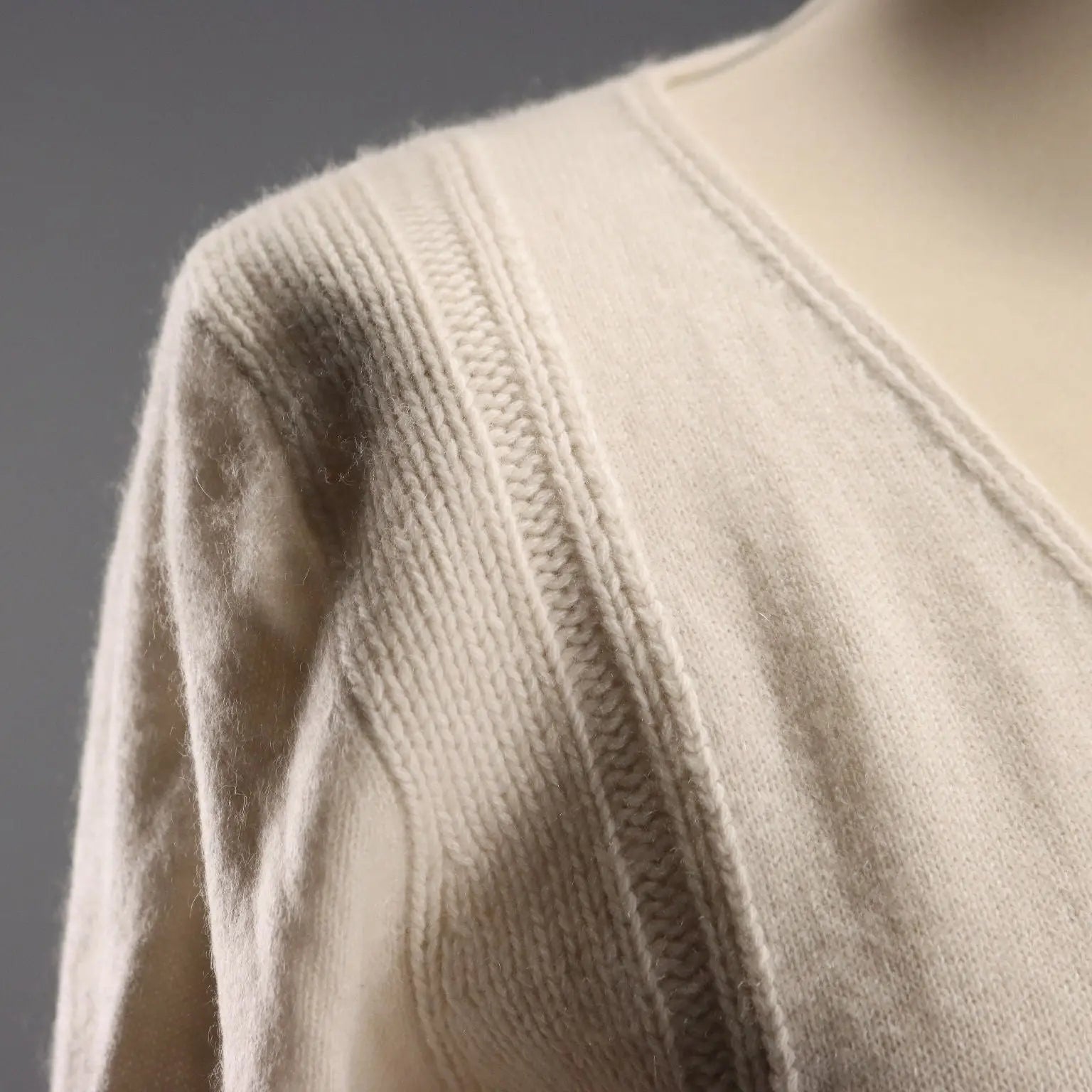 Malo Cashmere Sweater Women UK Size 14 Italy Second Hand