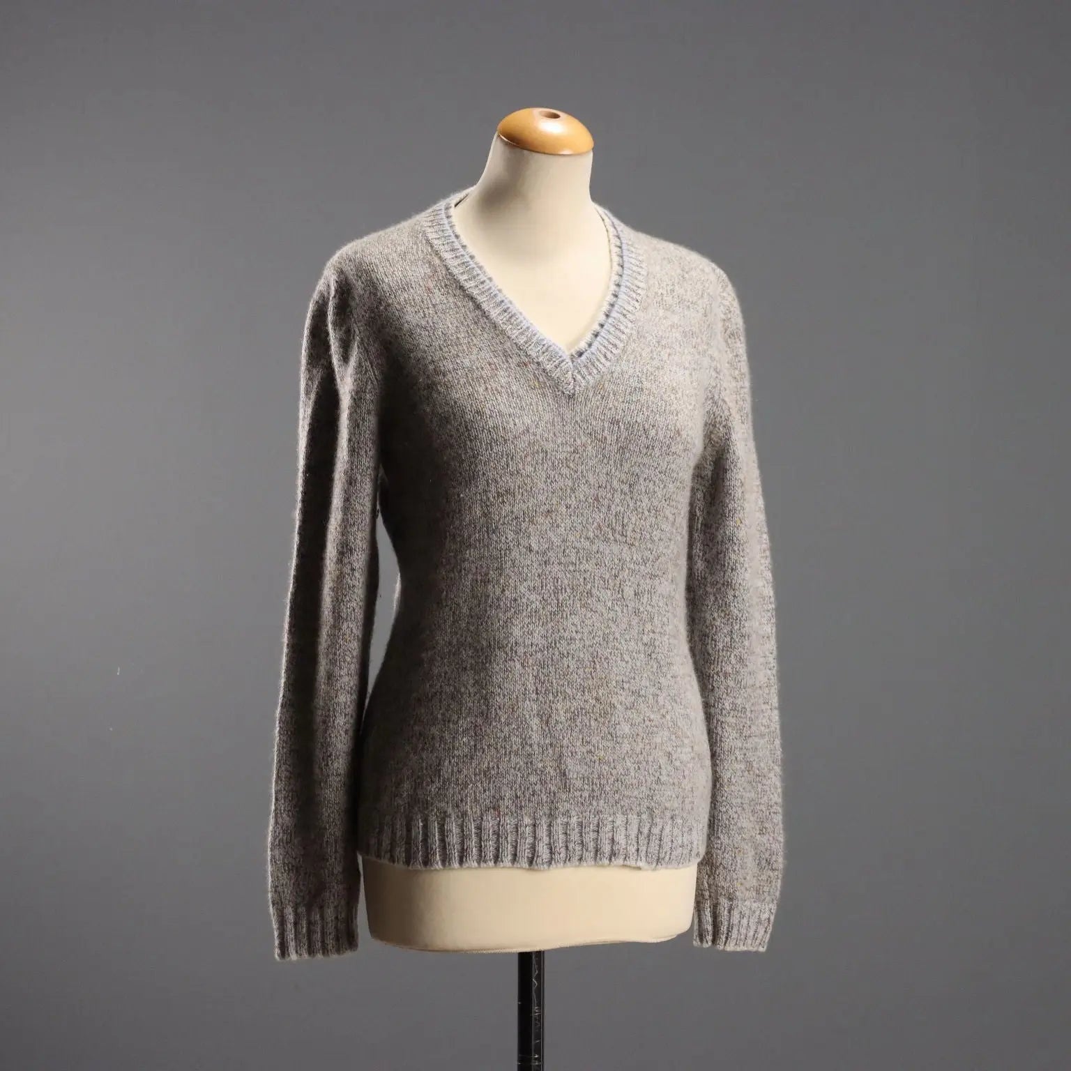Sgargi Pullover by Brunello Cucinelli Cashmere UK Size 14 - UK Size 14 | Clothing & House Linens | Second hand