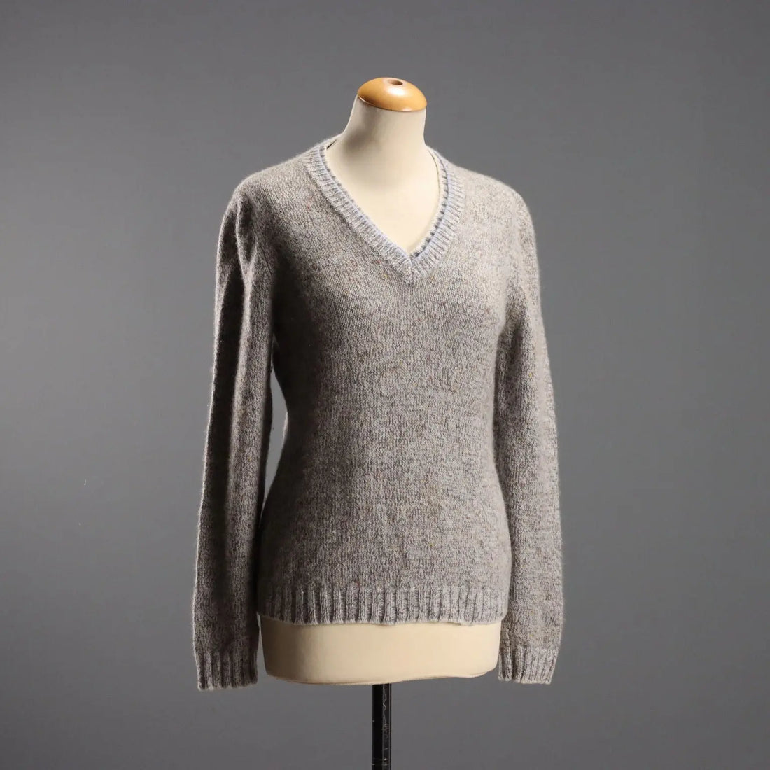 Sgargi Pullover by Brunello Cucinelli Cashmere UK Size 14 - UK Size 14 | Clothing & House Linens | Second hand