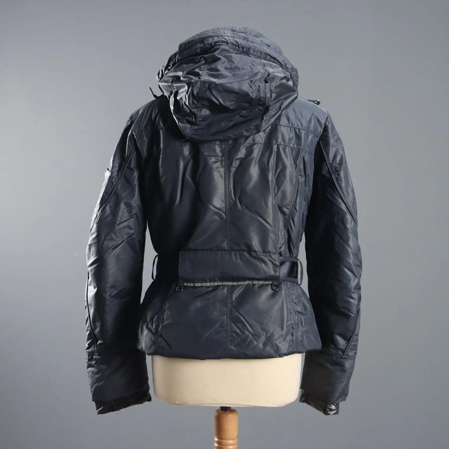 Peuterey Short Jacket for Women UK Size 14 Second Hand - UK Size 14 | Clothing & House Linens | Second hand