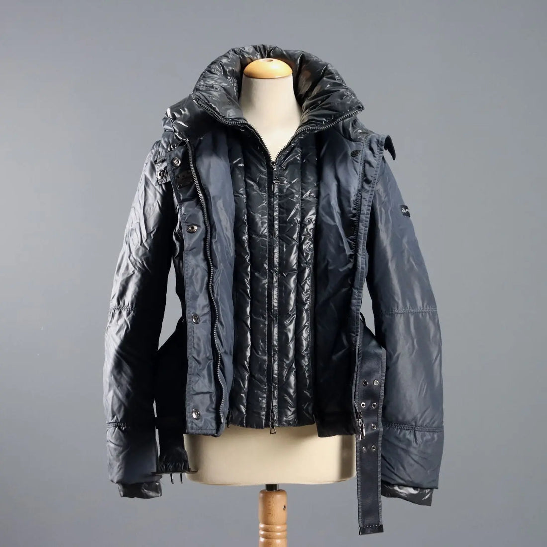 Peuterey Short Jacket for Women UK Size 14 Second Hand - UK Size 14 | Clothing & House Linens | Second hand