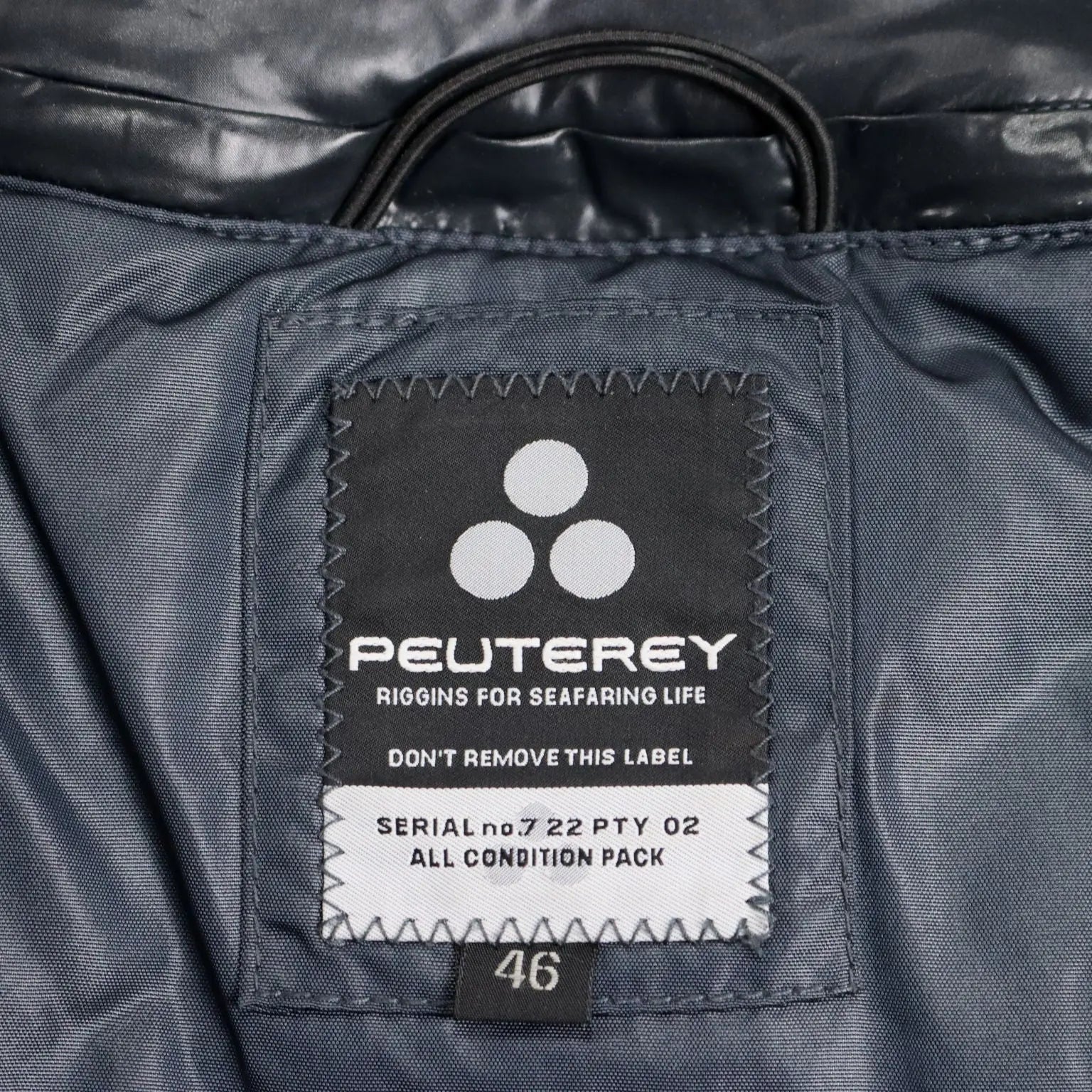 Peuterey Short Jacket for Women UK Size 14 Second Hand - UK Size 14 | Clothing & House Linens | Second hand