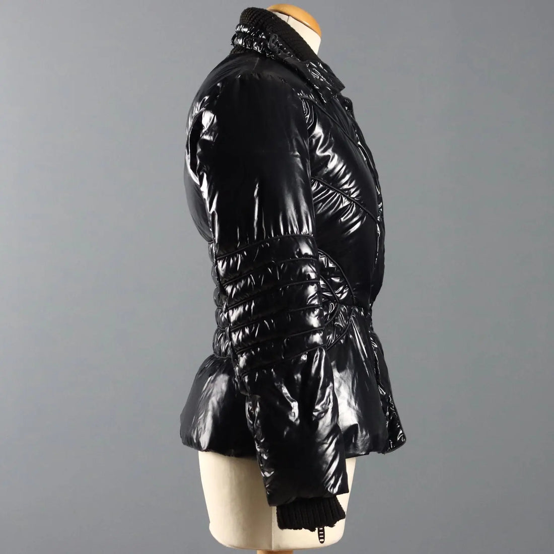 Ermanno Scervino Down Jacket UK Size 8 Italy Second Hand - UK Size 8 | Clothing & House Linens | Second hand
