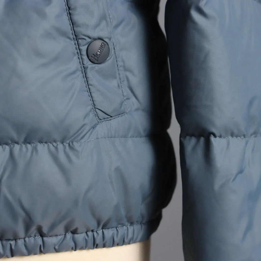 Herno Down Jacket for Women UK Size 8/10 Second Hand - UK Size 8/10 | Clothing & House Linens | Second hand