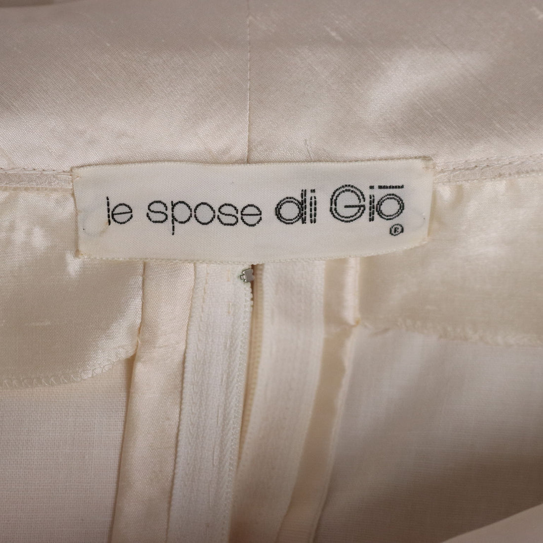 Second Hand Wedding Dress Le Spose di Gio Shantung Silk Italy | Clothing & House Linens  Second hand