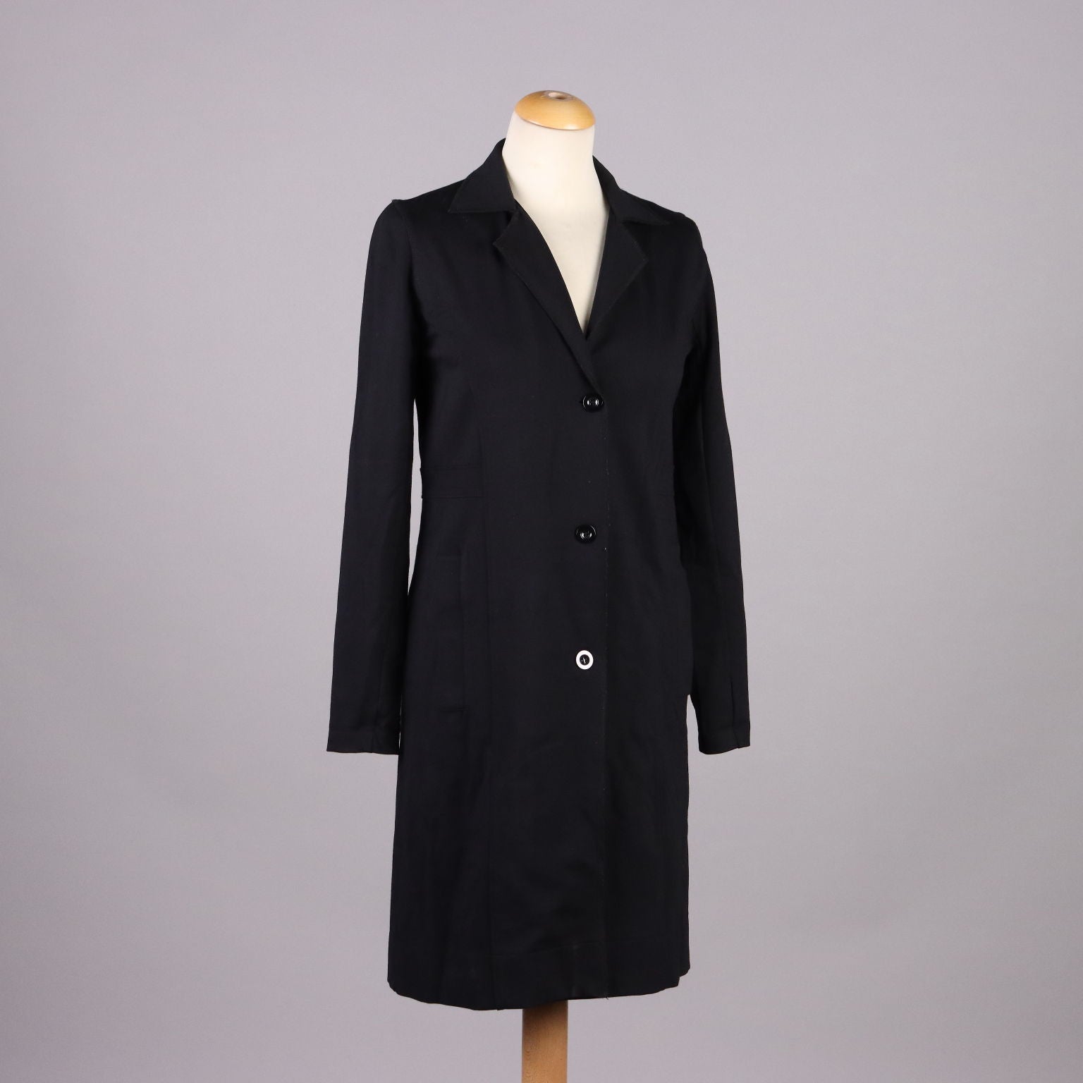  | Clothing & House Linens  Second hand