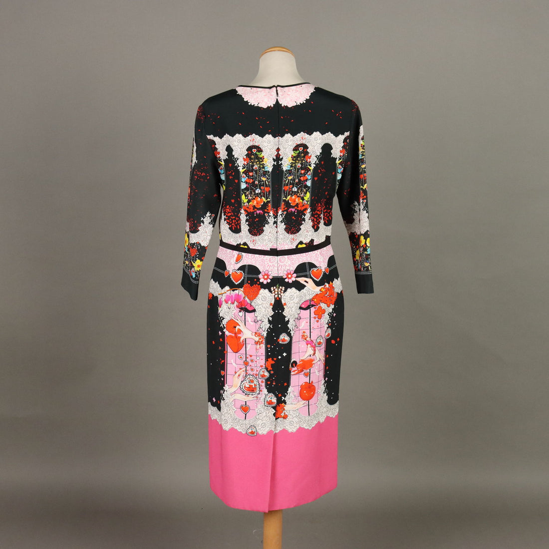  | Clothing & House Linens  Second hand