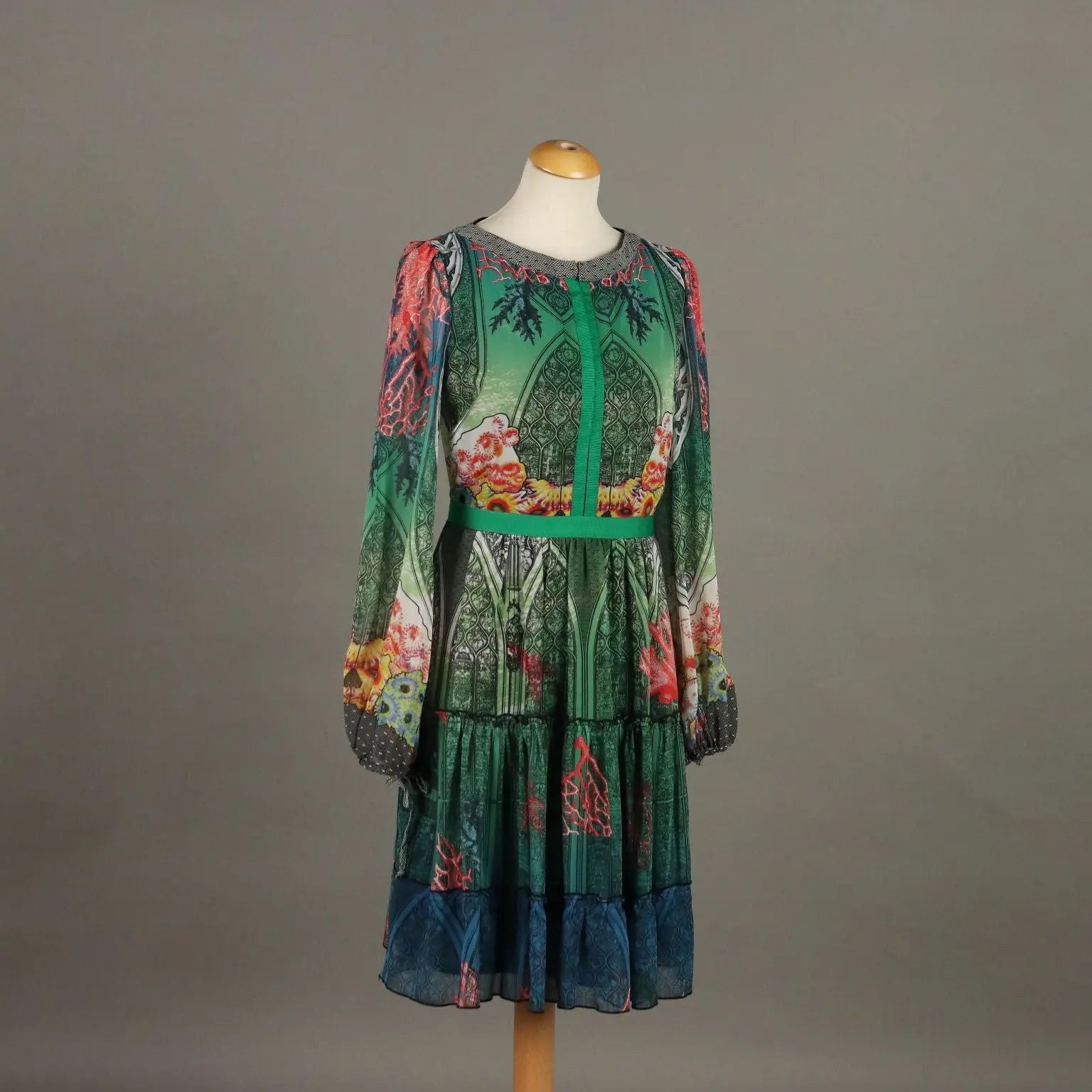 Piccione.Piccione Green Dress Fabric UK Size 12 Italy Second Hand - UK Size 12 | Clothing & House Linens | Second hand